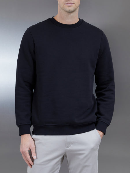 Essential Sweatshirt in Black