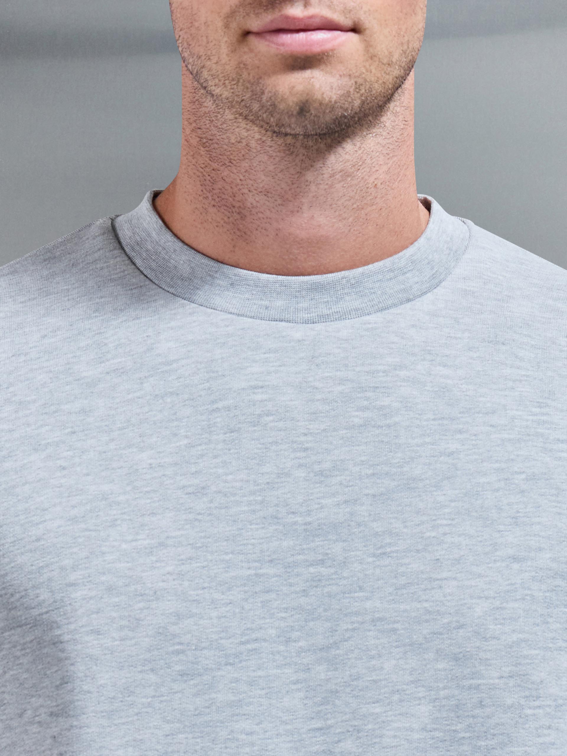 Essential Sweatshirt In Marl Grey