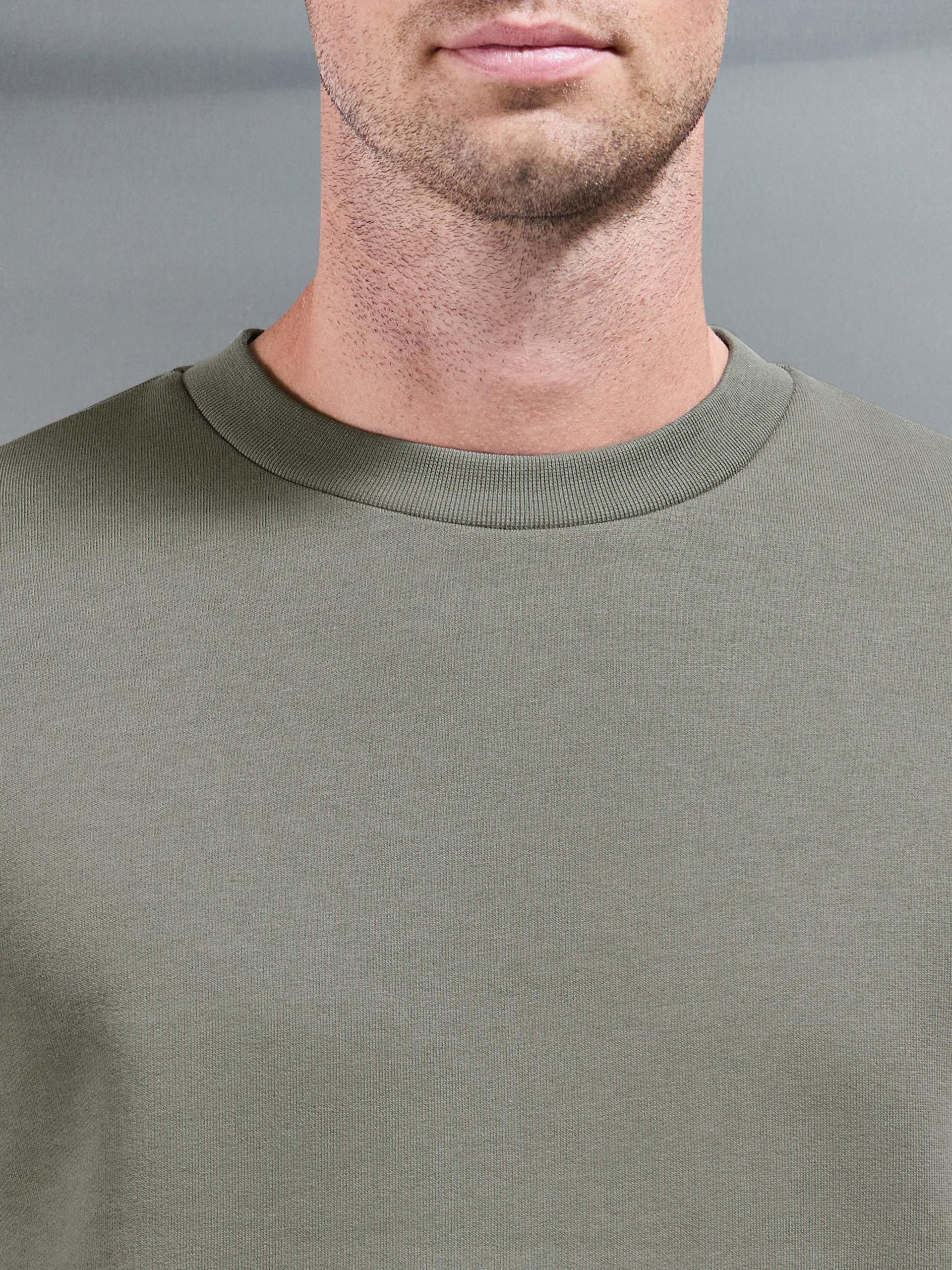 Essential Sweatshirt in Sage
