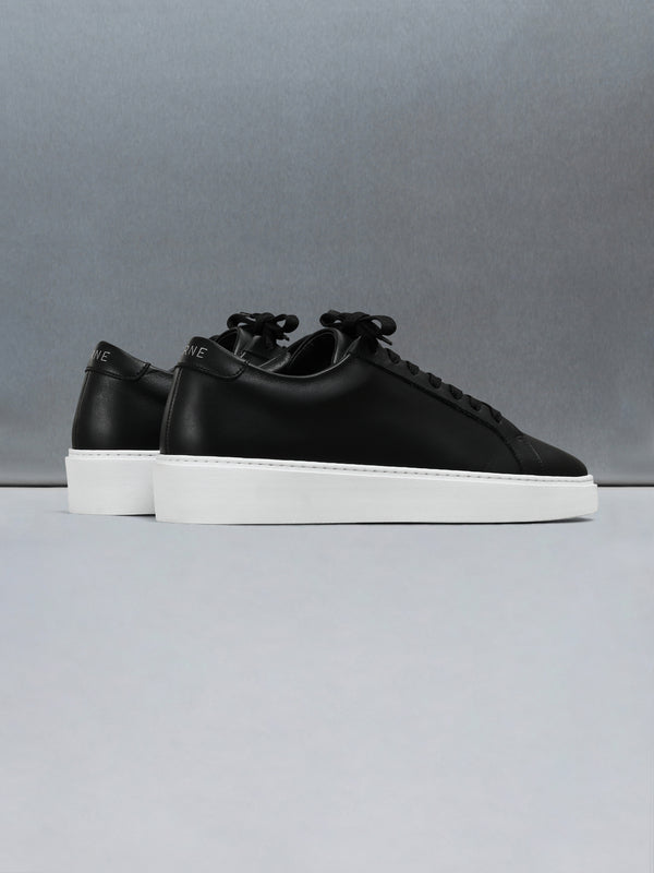 Mid Essential Trainer in Black