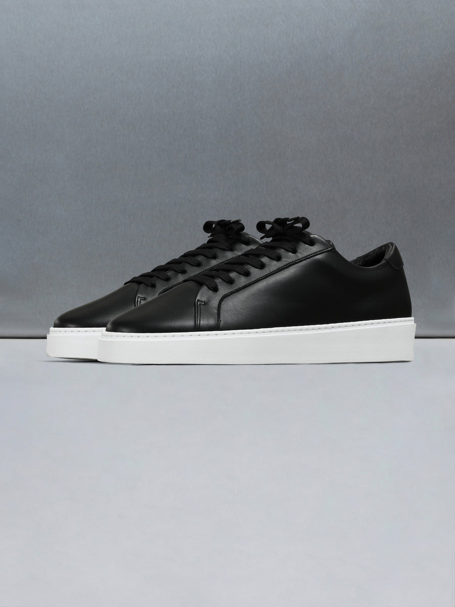 Mid Essential Trainer in Black