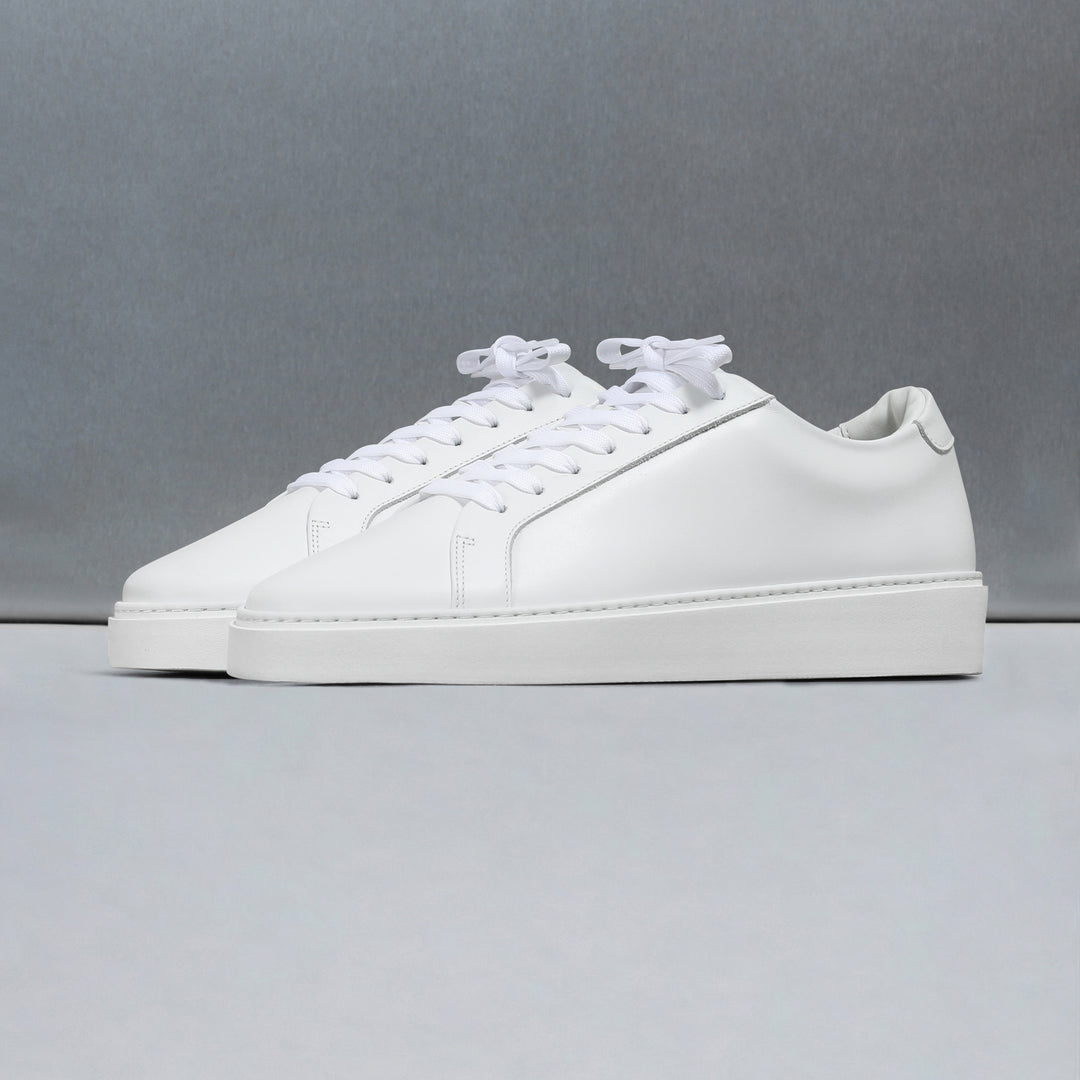 Mid Essential Trainer in White