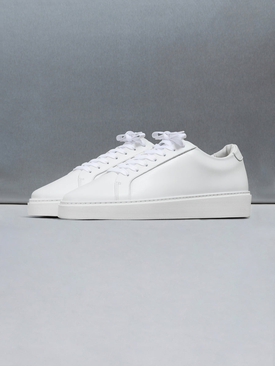 Mid Essential Trainer in White