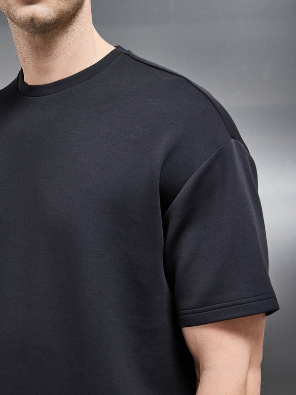 Essential Luxe Relaxed T-Shirt in Black