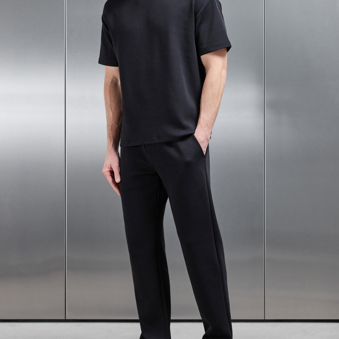 Everyday Luxe Straight Leg Jogger in Black