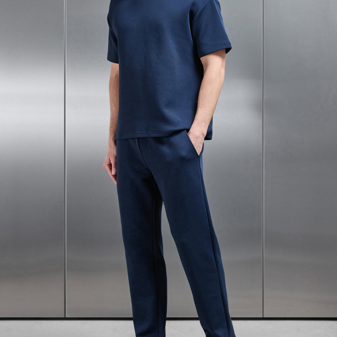 Everyday Luxe Straight Leg Jogger in Navy
