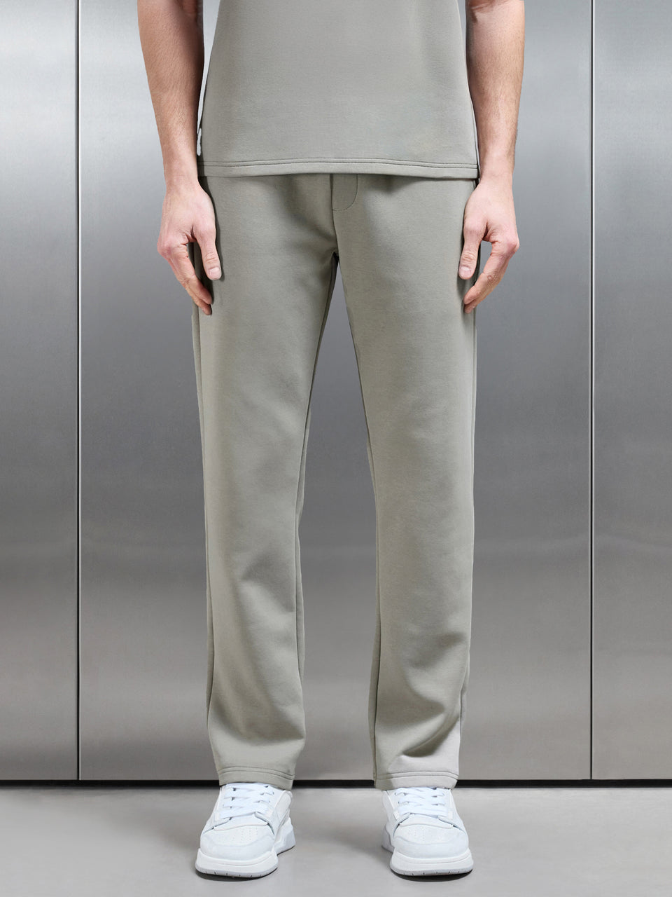 Everyday Luxe Straight Leg Jogger in Stone