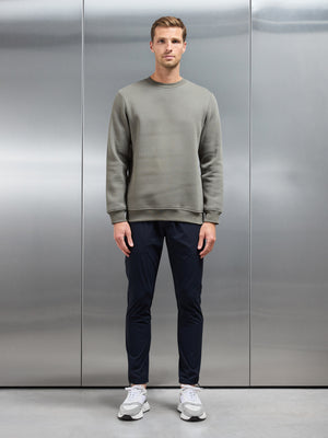Essential Sweatshirt in Sage