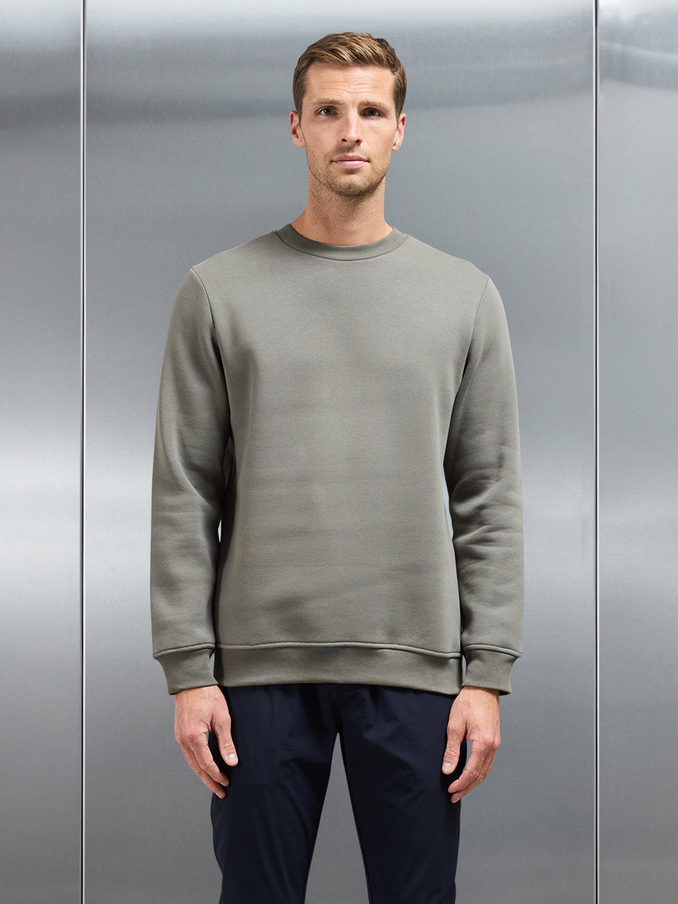 Essential Sweatshirt in Sage