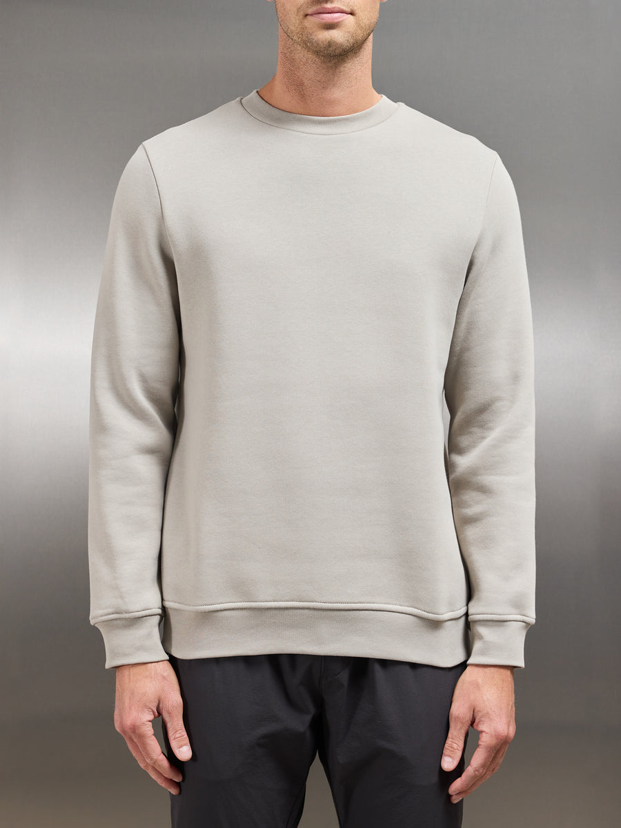 Essential Sweatshirt in Stone