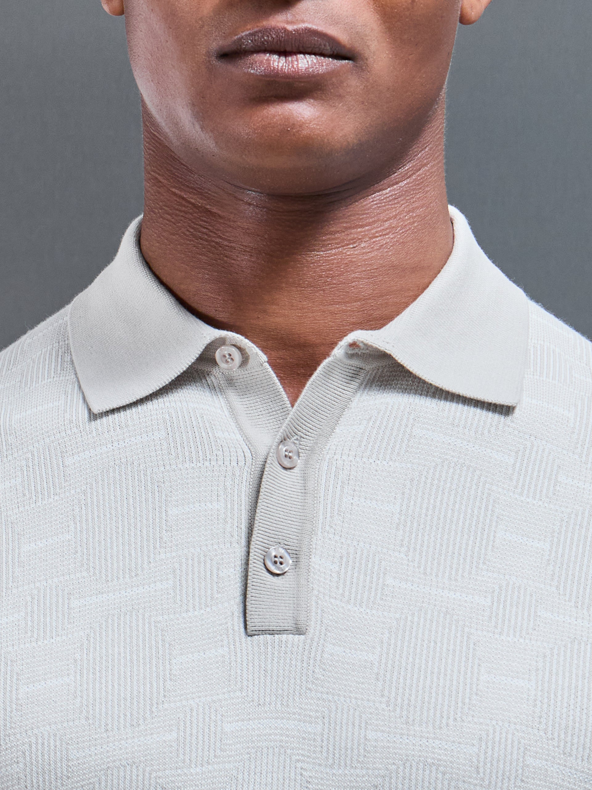 Este Knitted Button Polo Shirt in Stone