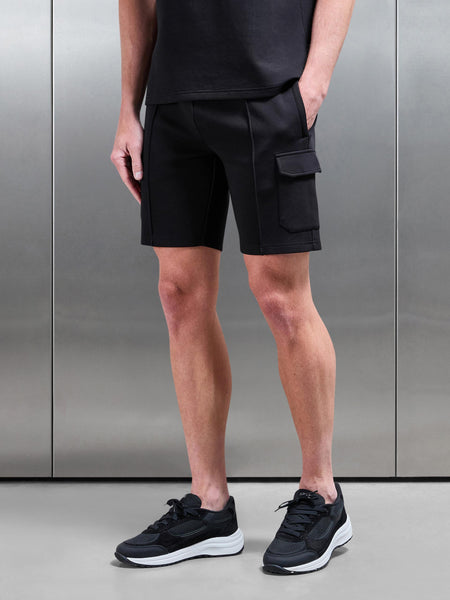 Everyday Luxe Cargo Short in Black