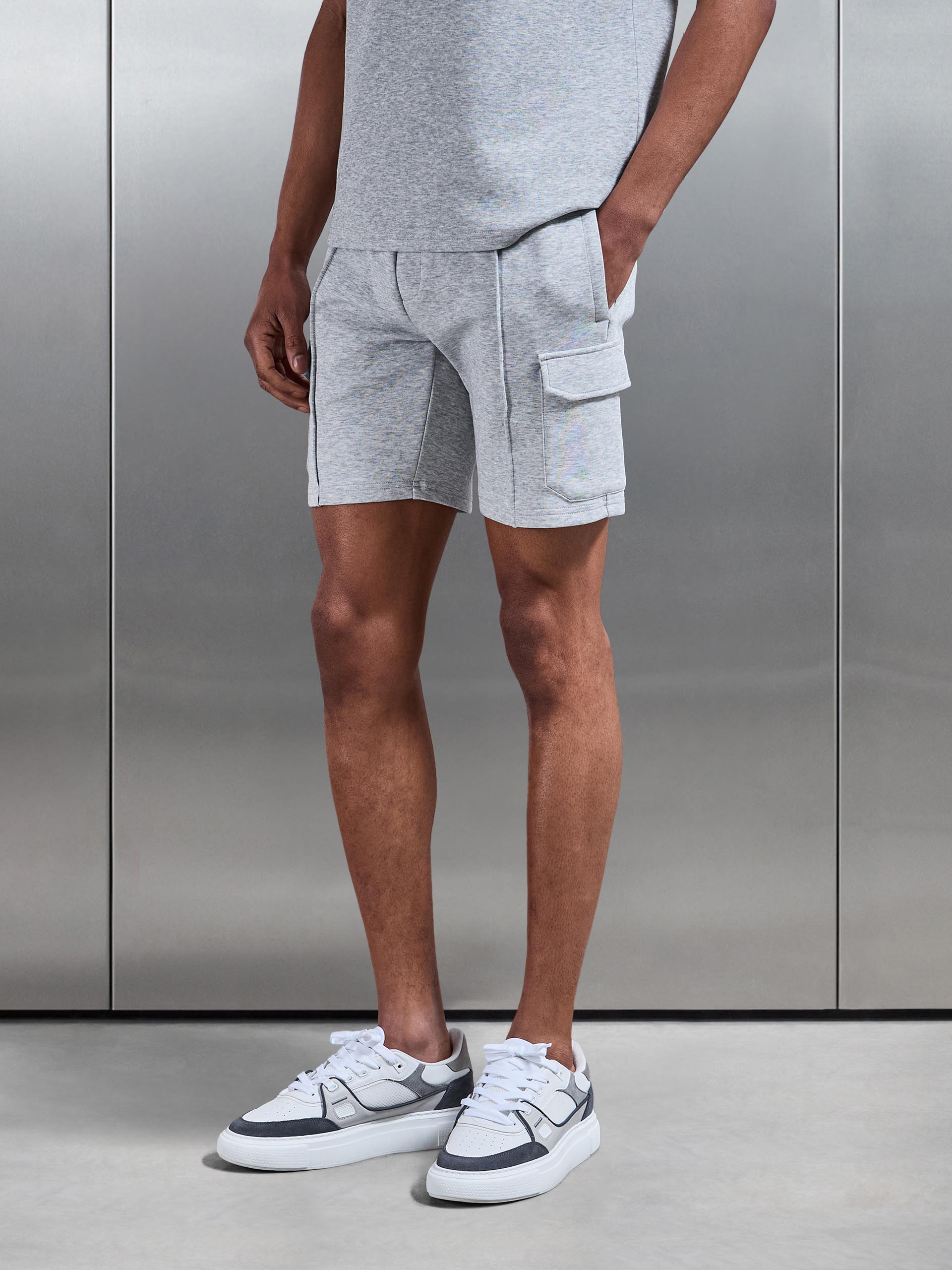 Everyday Luxe Cargo Short in Marl Grey