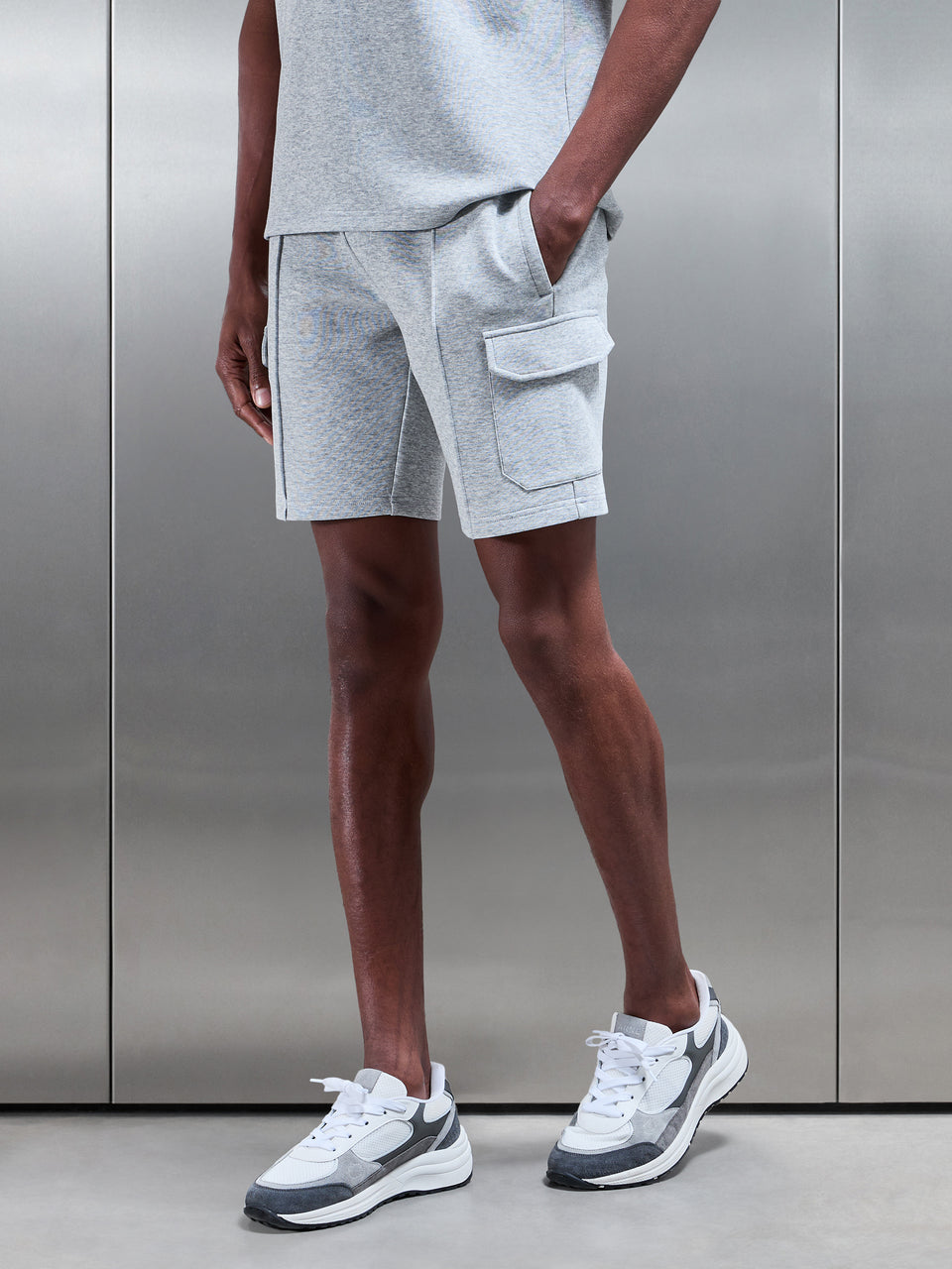 Everyday Luxe Cargo Short in Marl Grey