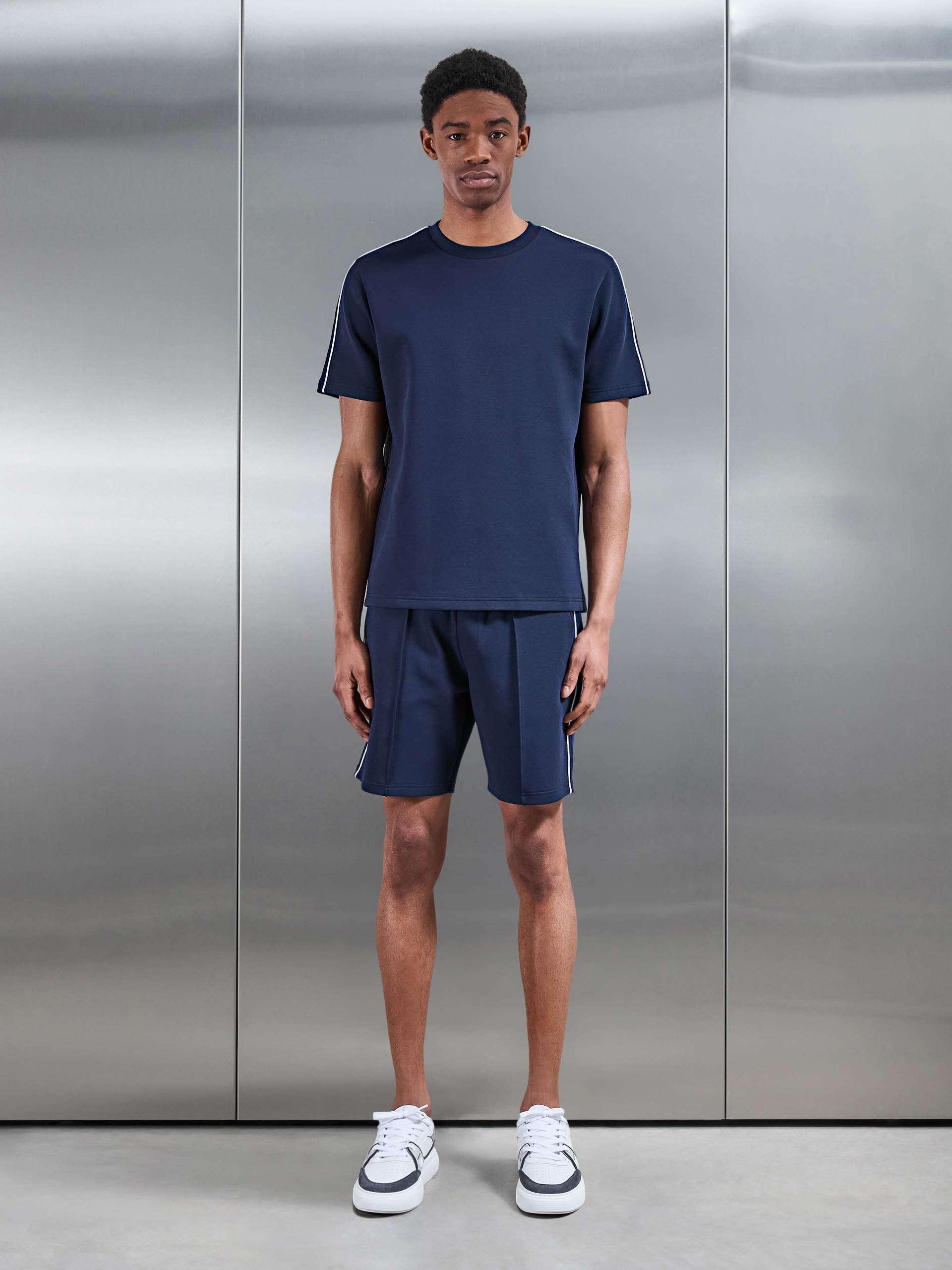 Everyday Luxe Piping Short in Navy