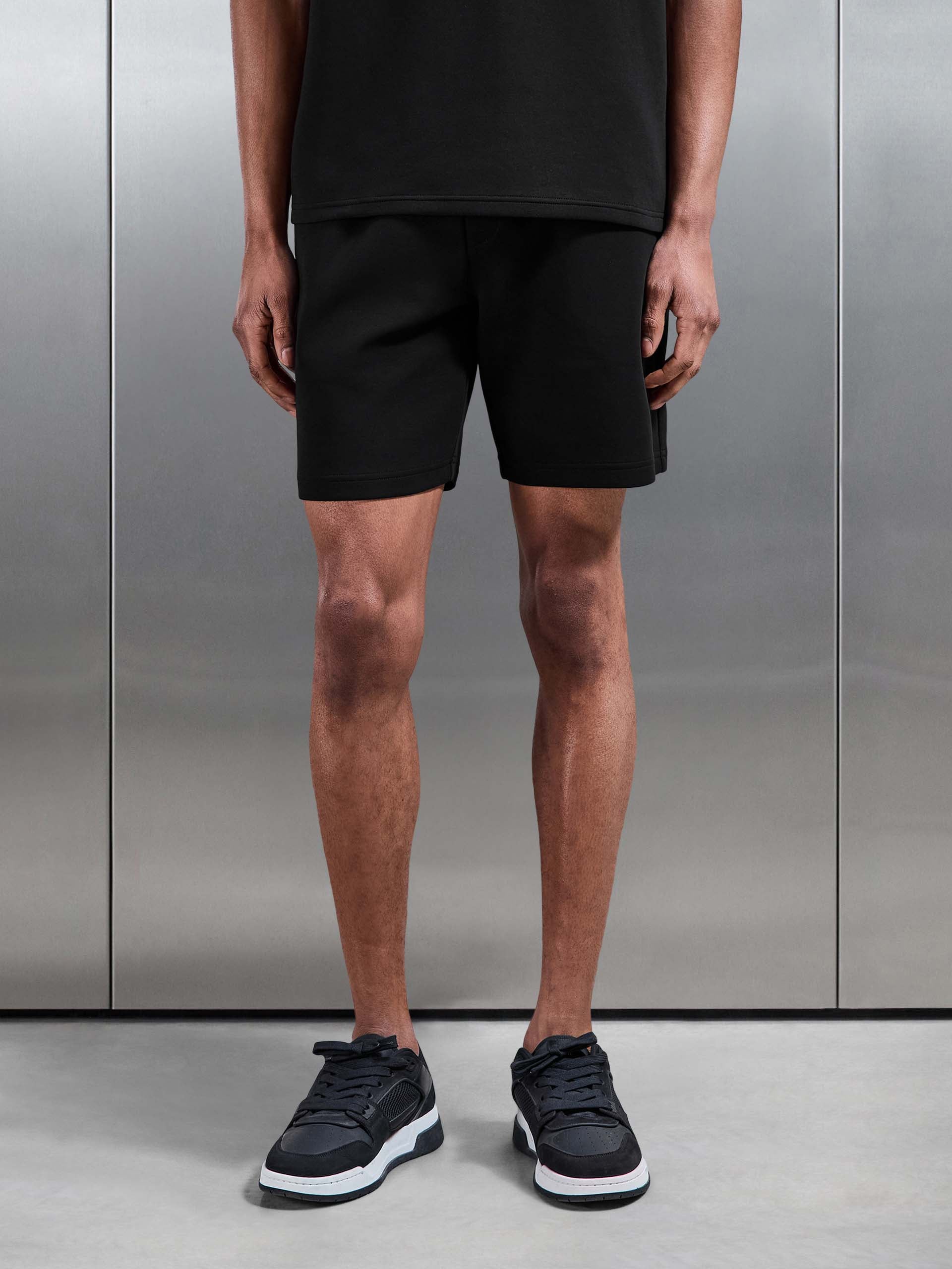 Everyday Luxe Relaxed Short in Black