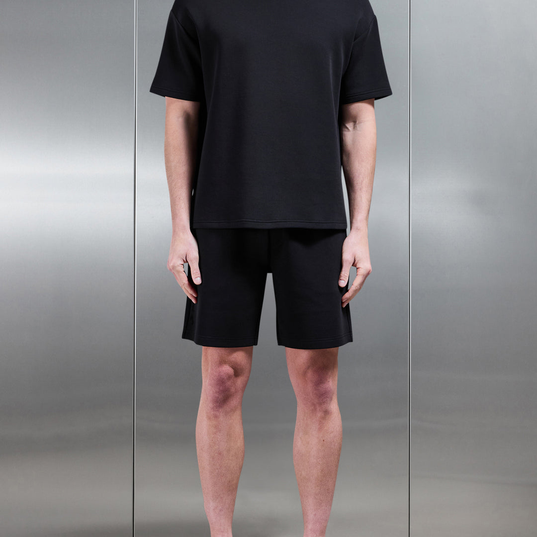 Everyday Luxe Relaxed Short in Black