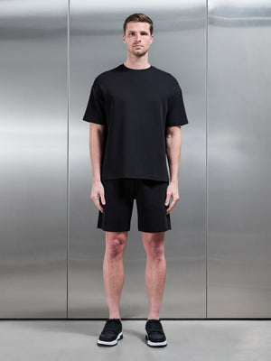 Everyday Luxe Relaxed Short in Black