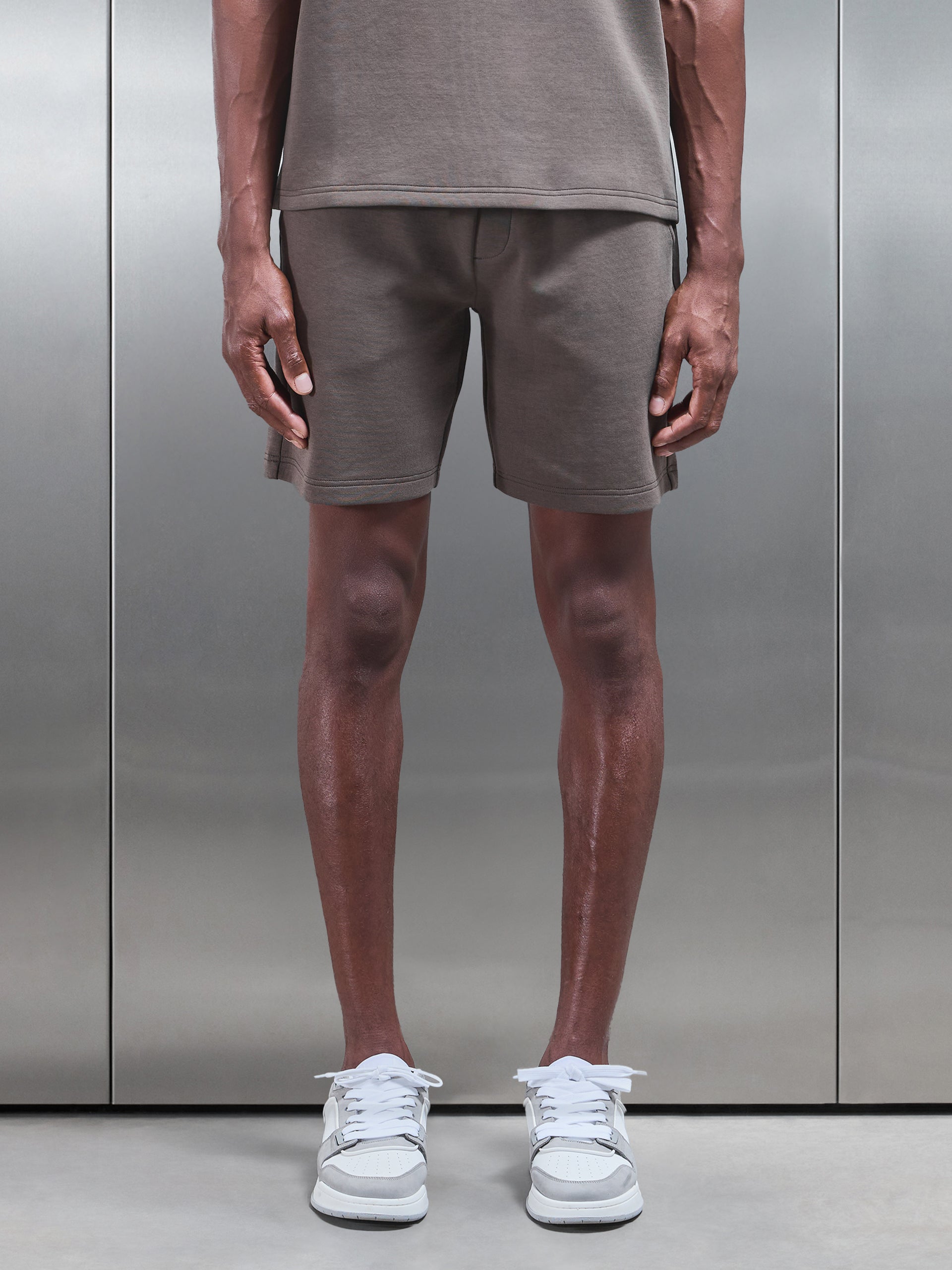 Everyday Luxe Relaxed Short in Brown