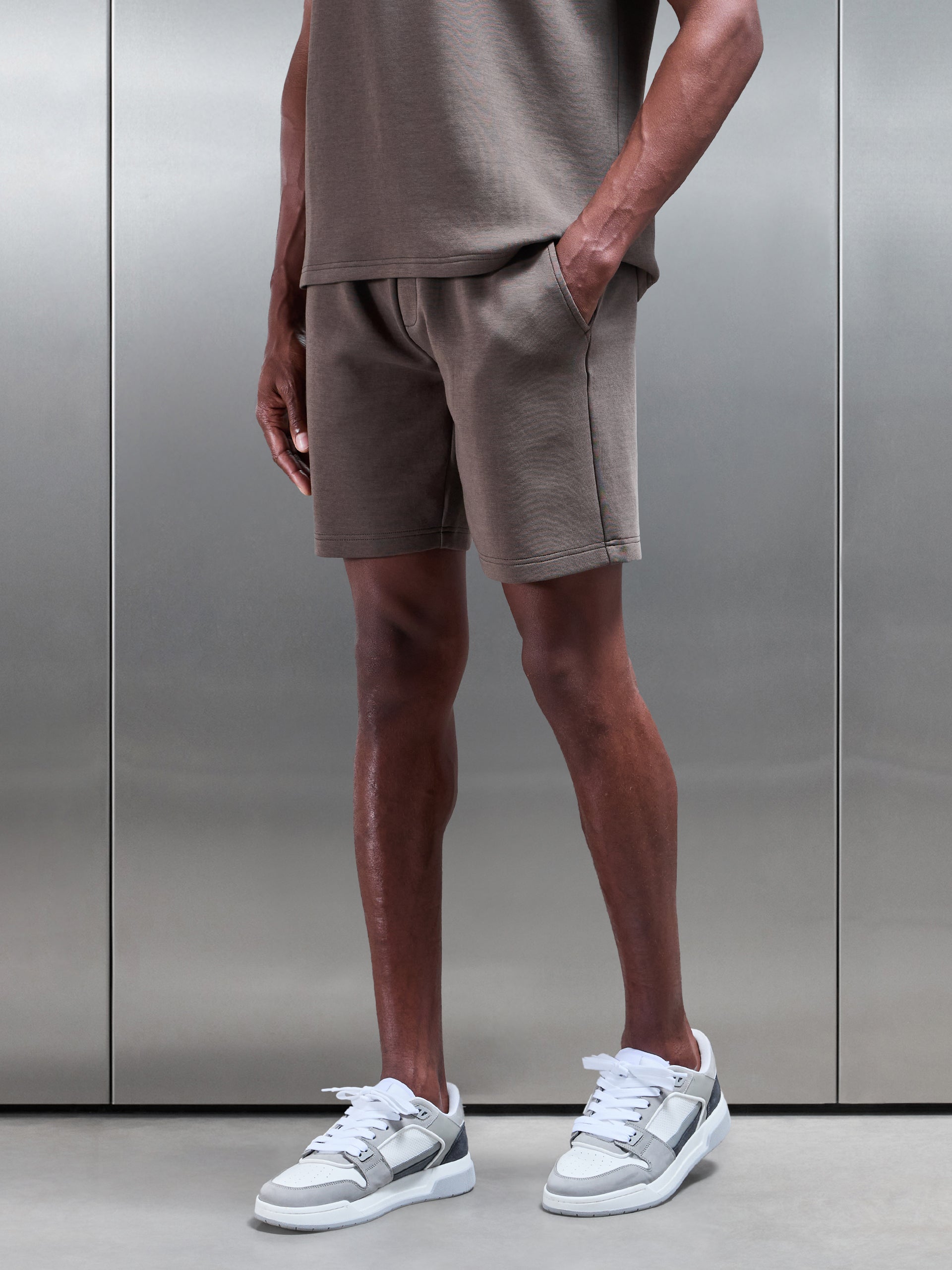 Everyday Luxe Relaxed Short in Brown
