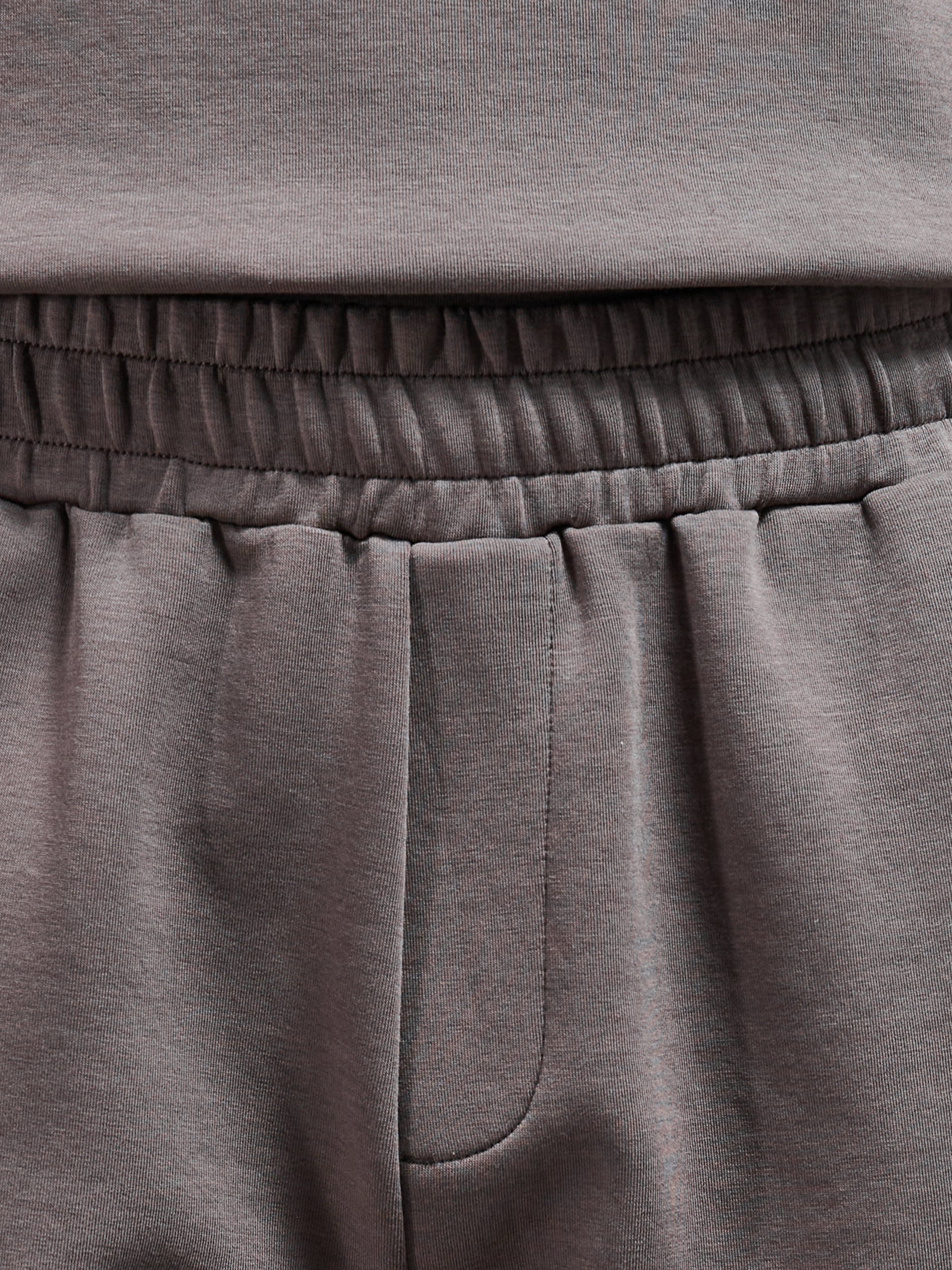 Everyday Luxe Relaxed Short in Brown