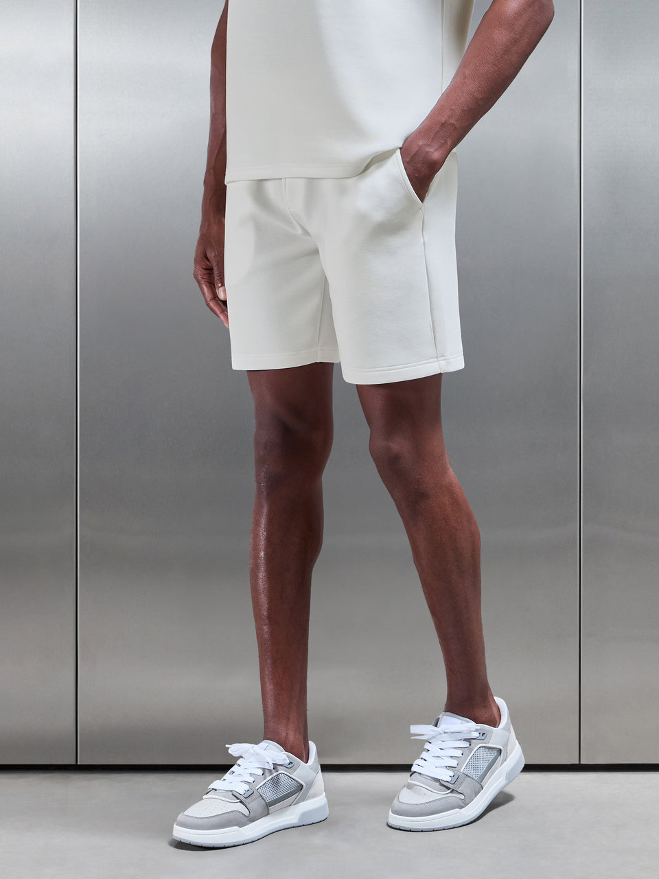 Everyday Luxe Relaxed Short in Off White
