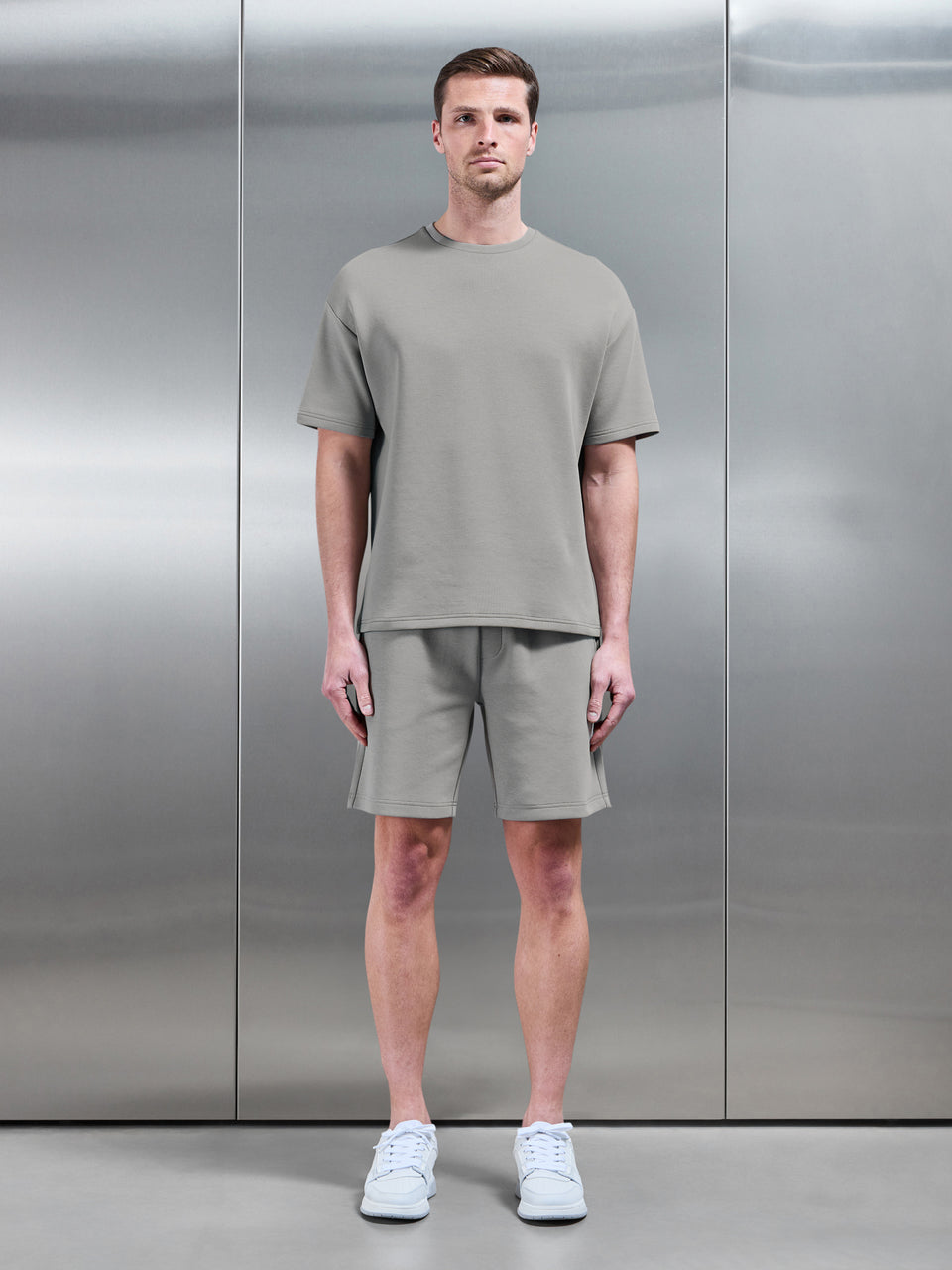 Everyday Luxe Relaxed Short in Stone