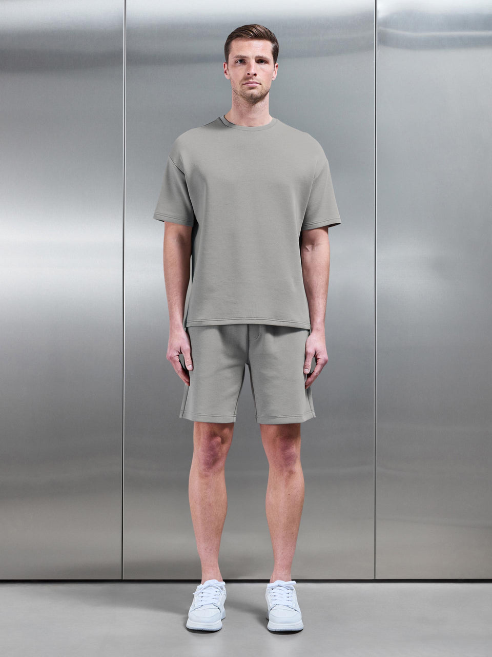 Everyday Luxe Relaxed Short in Stone