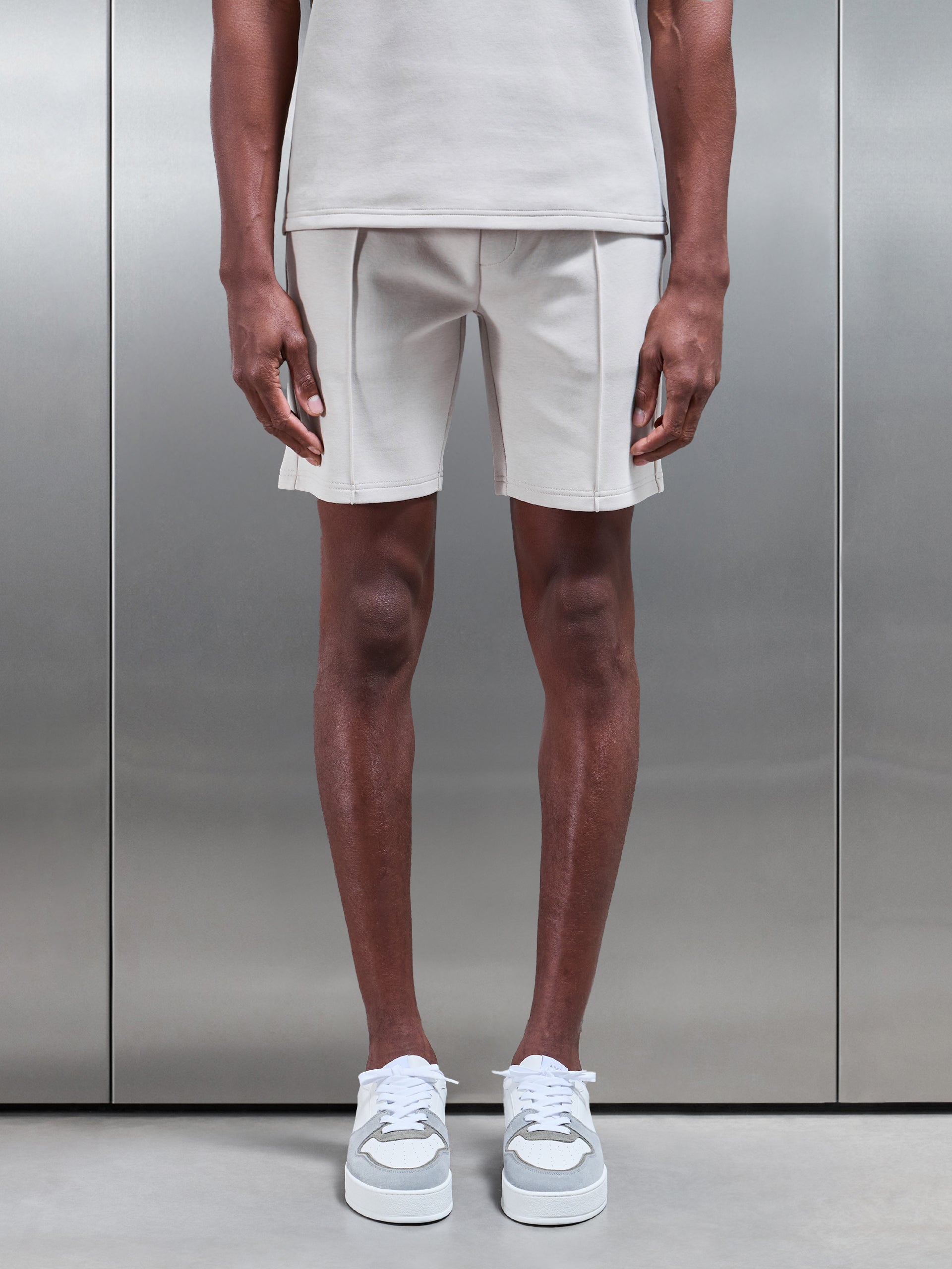 Everyday Luxe Short in Beige