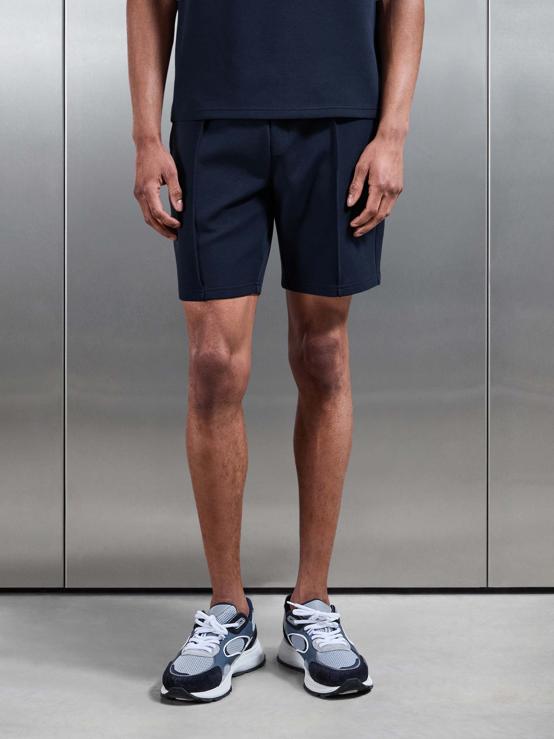 Everyday Luxe Short in Navy