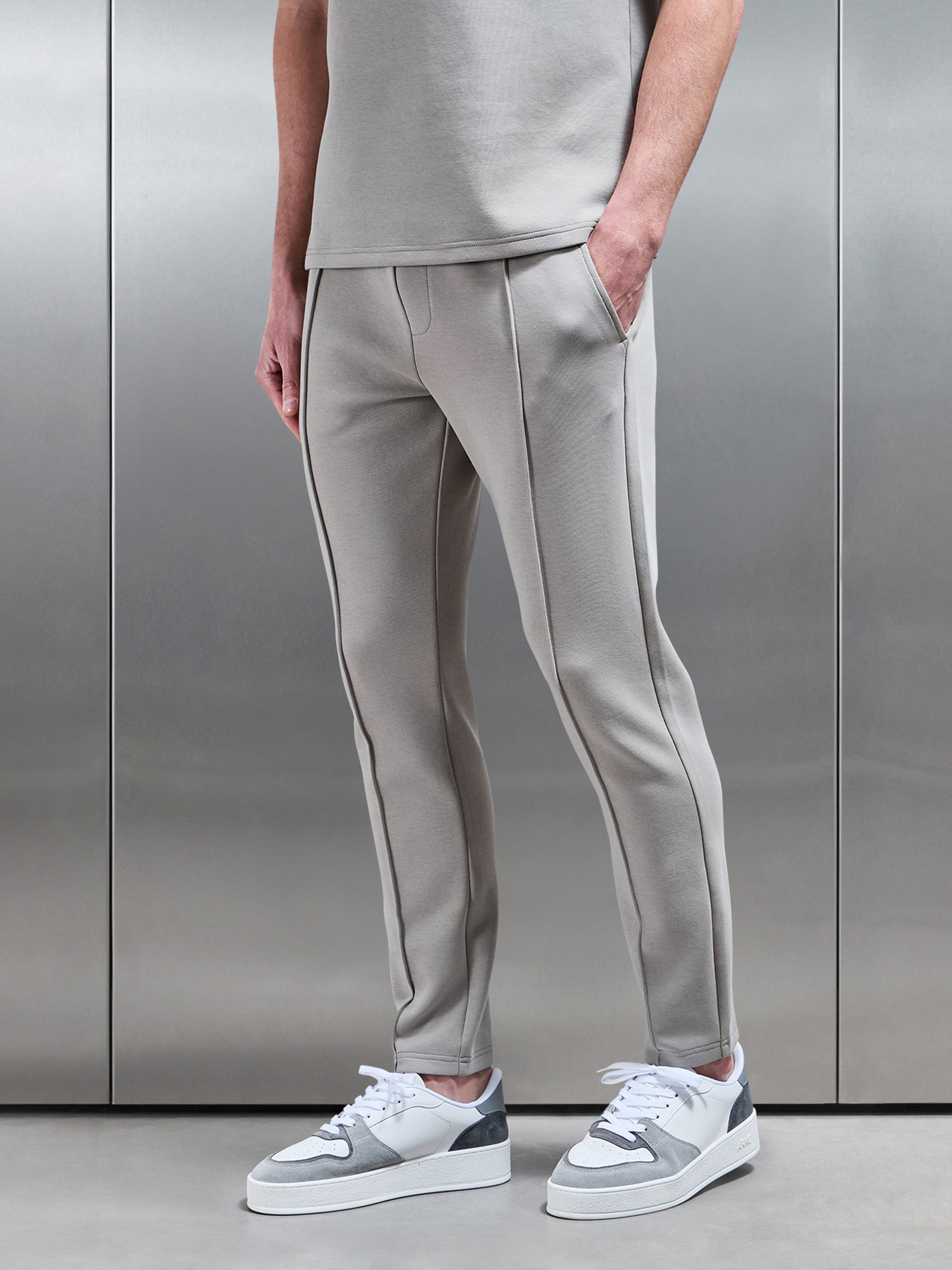 Everyday Luxe Slim Fit Jogger in Stone