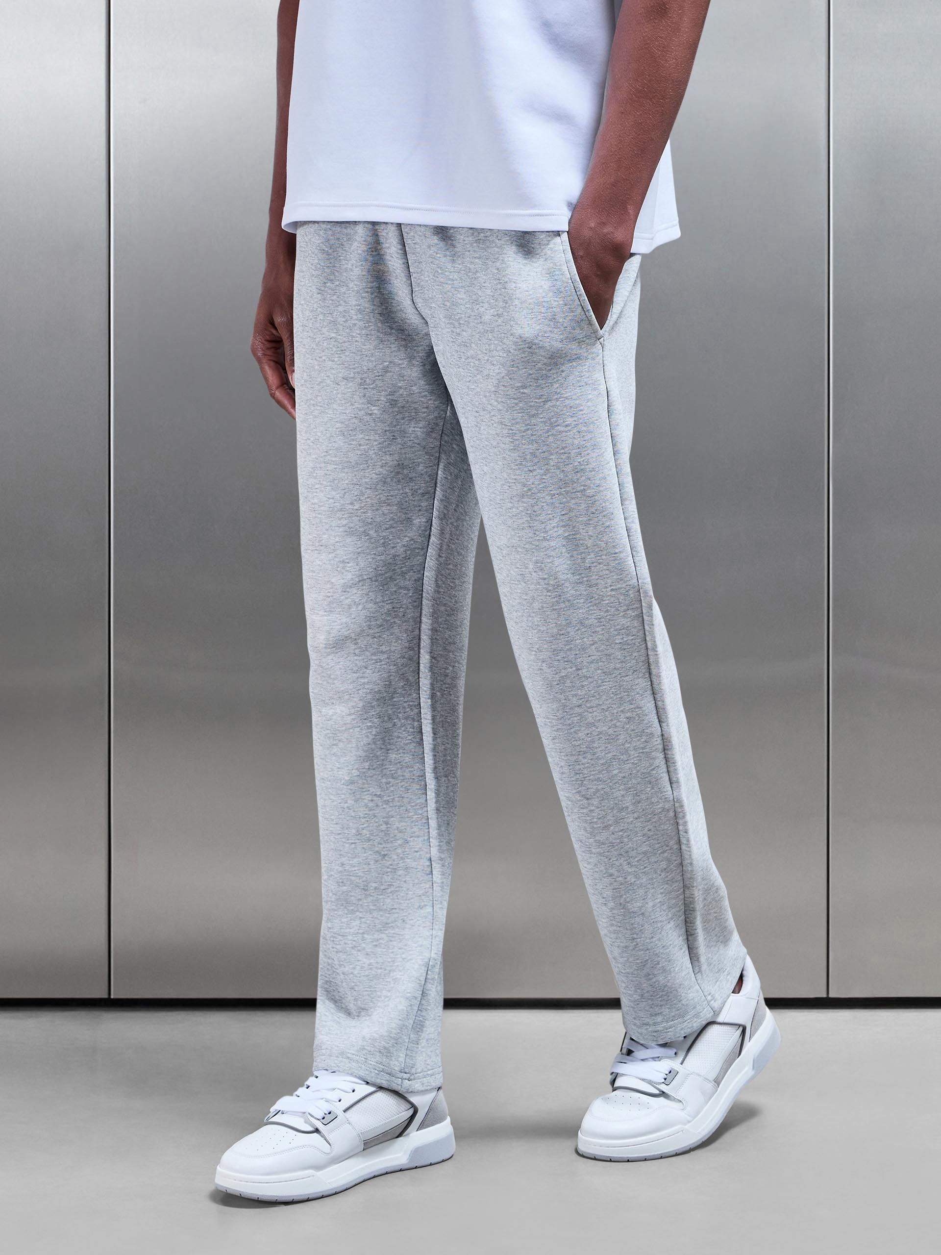 Everyday Luxe Straight Leg Jogger in Marl Grey