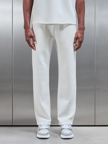 Everyday Luxe Straight Leg Jogger in Off White