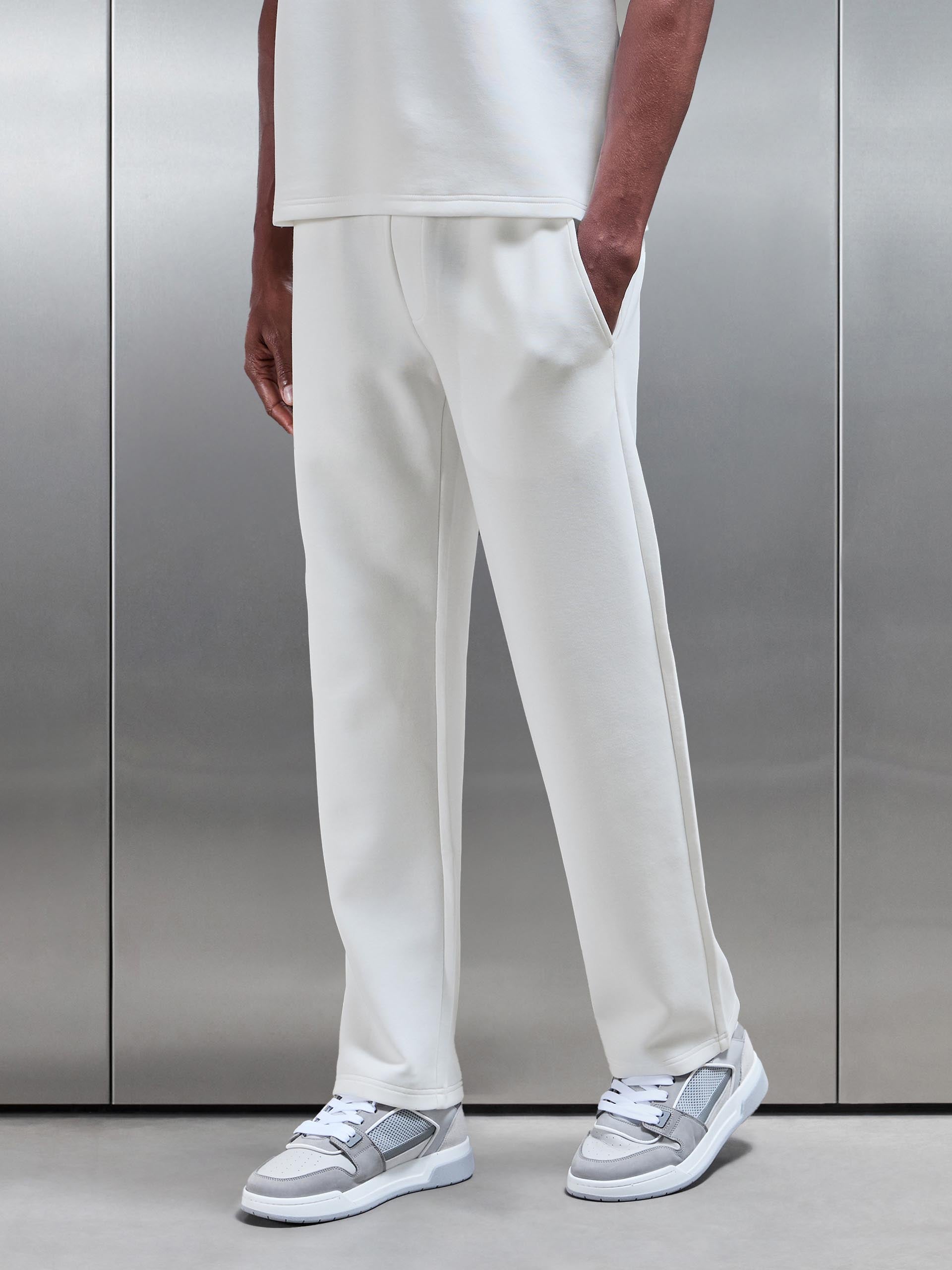 Everyday Luxe Straight Leg Jogger in Off White