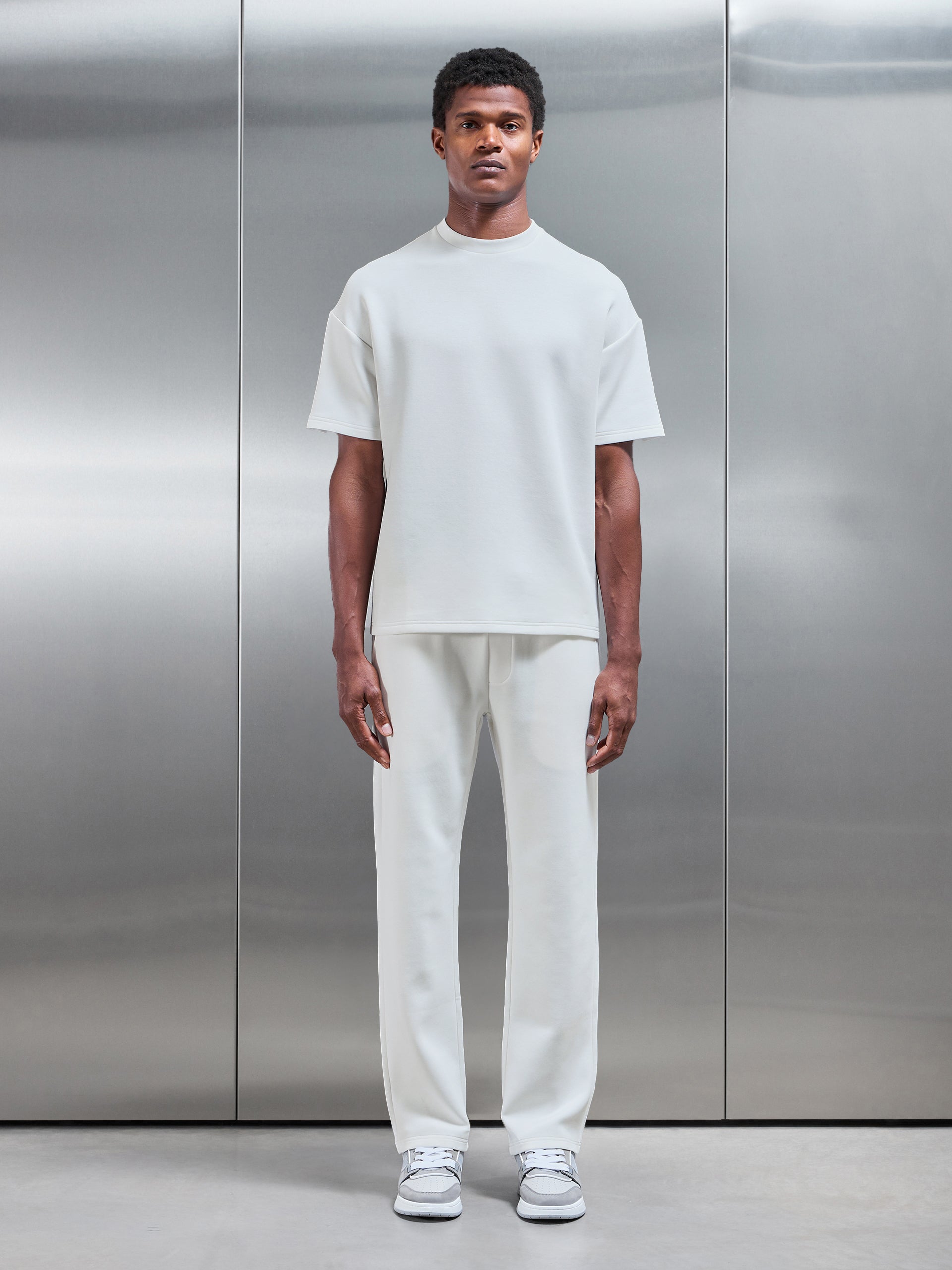Everyday Luxe Straight Leg Jogger in Off White