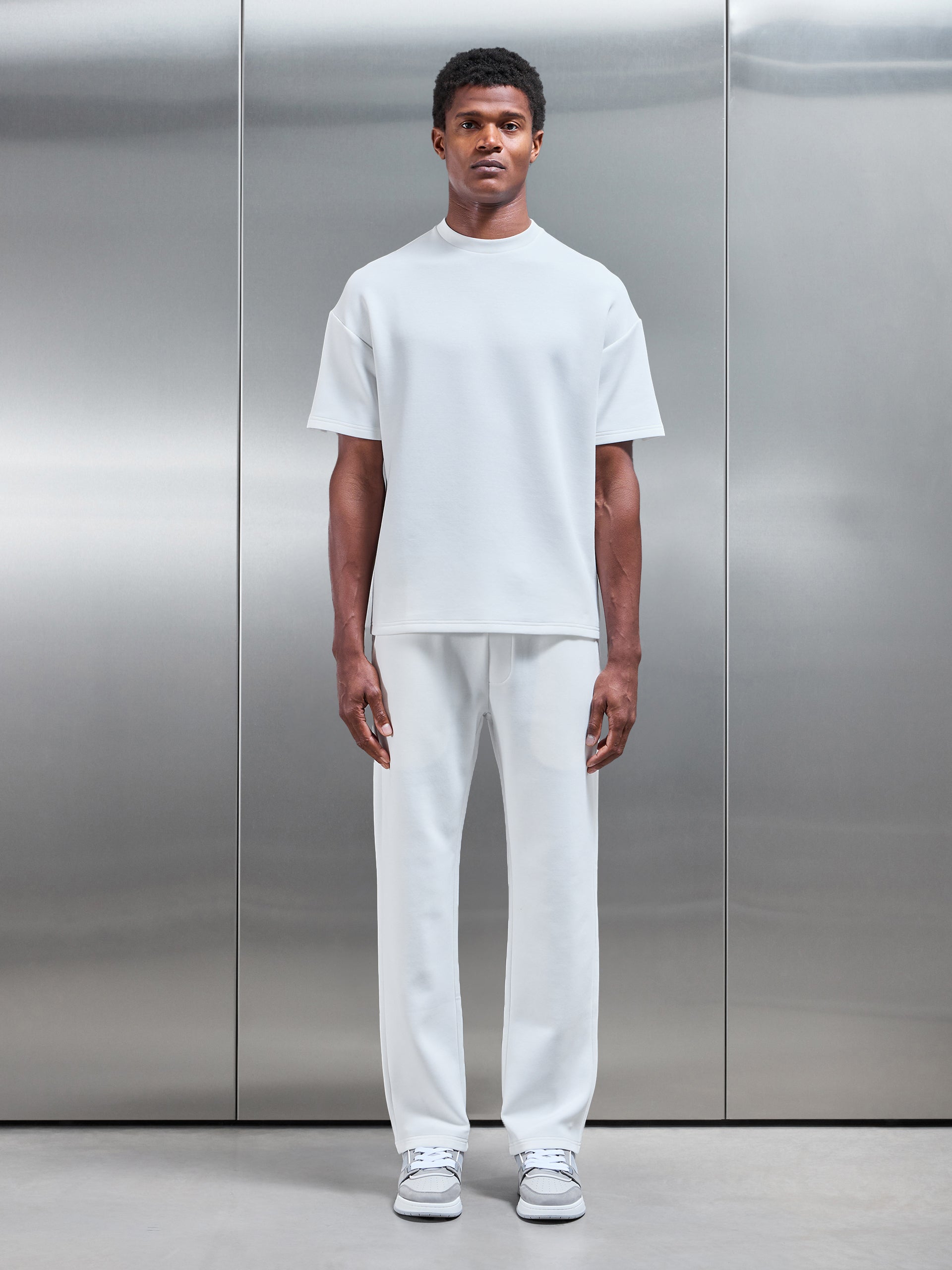 Everyday Luxe Straight Leg Jogger in Off White