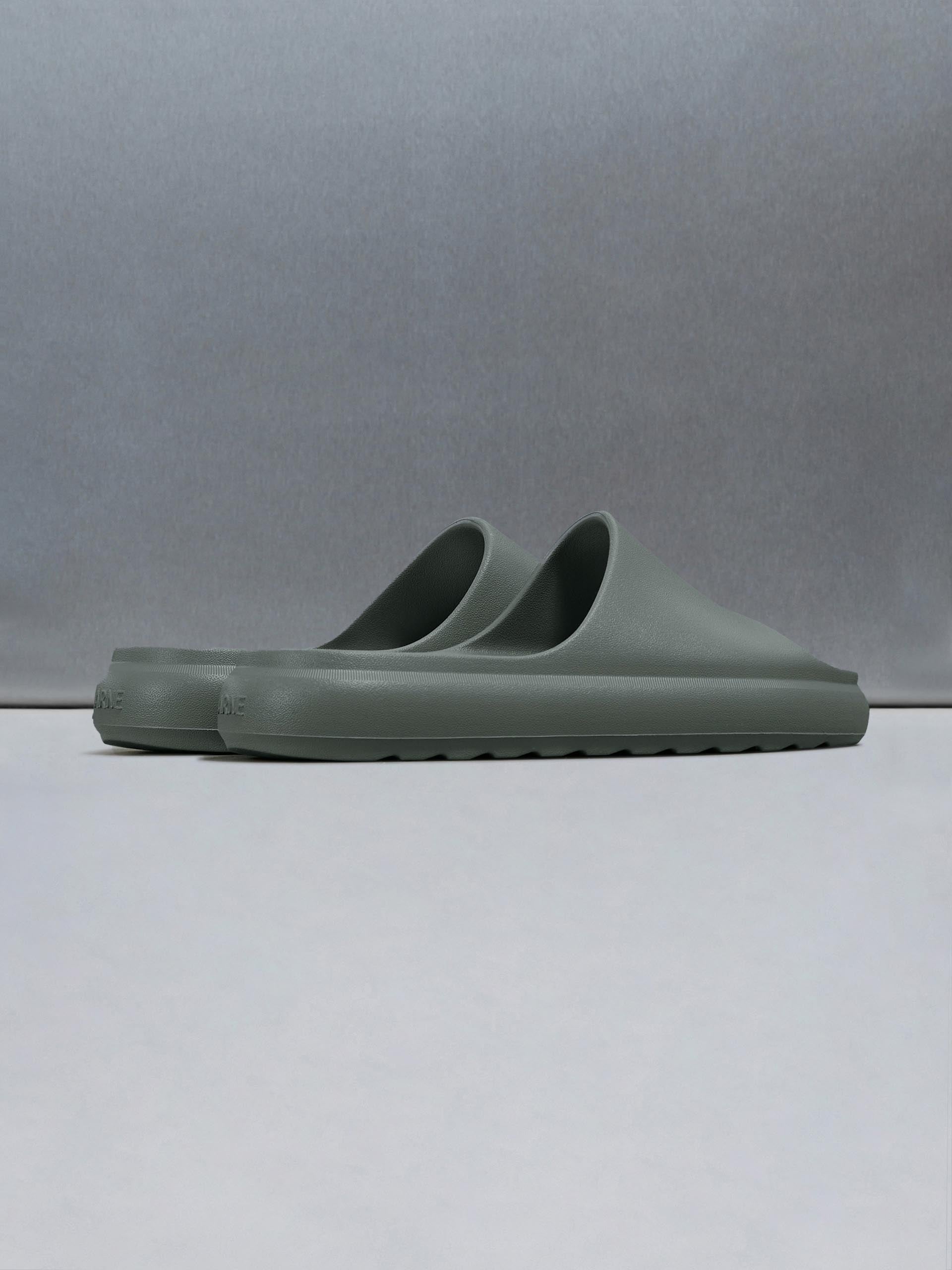 Everyday Slider in Olive