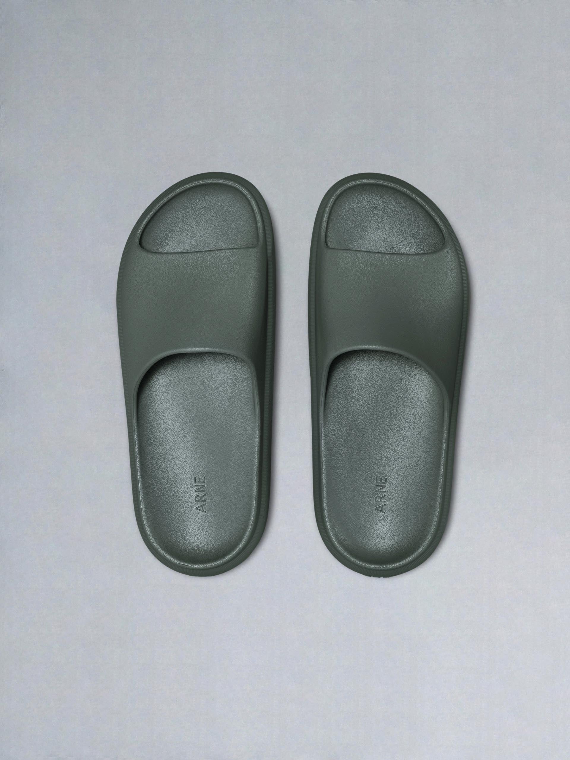 Everyday Slider in Olive