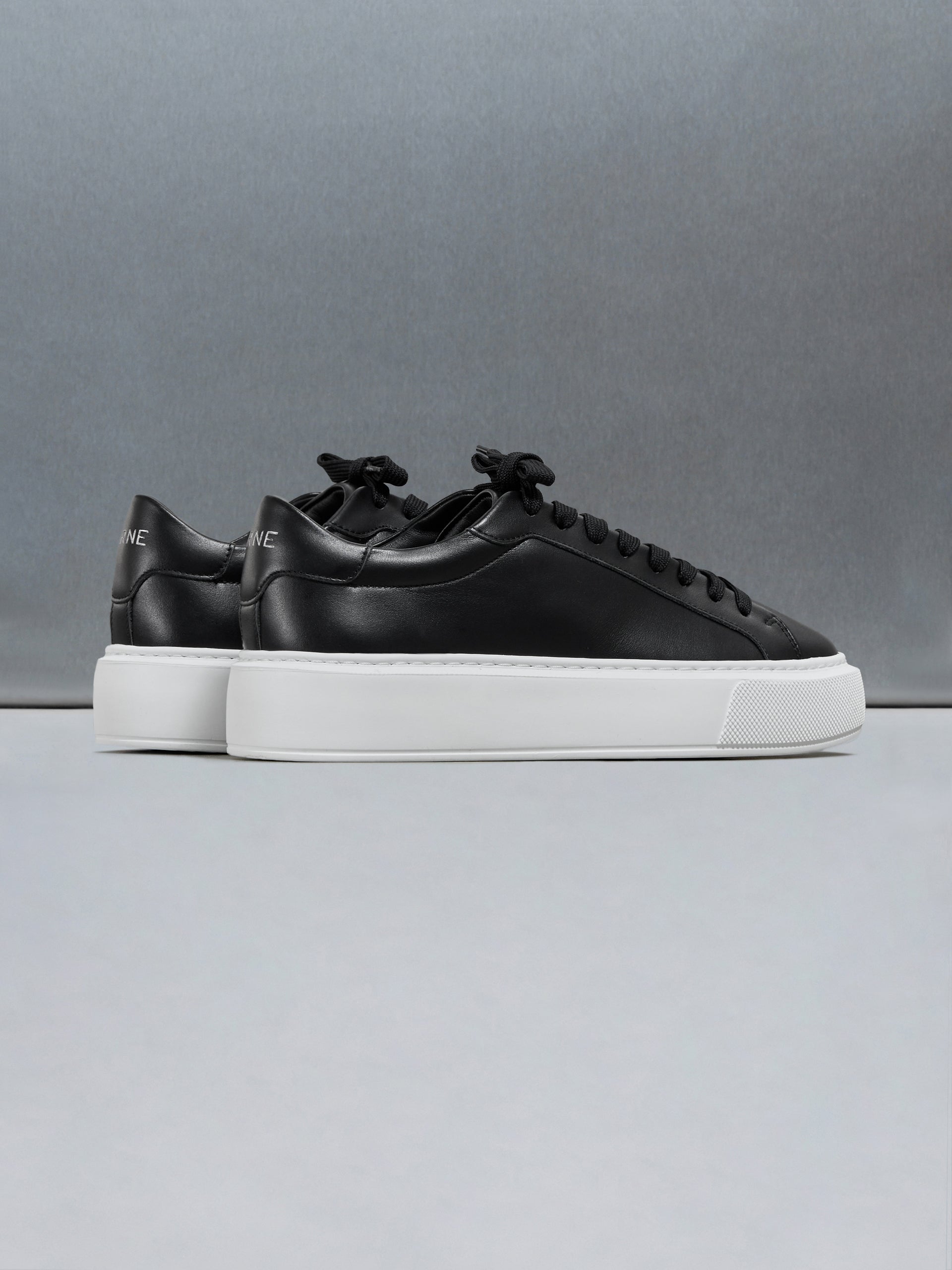 Essential Leather Trainer in Black