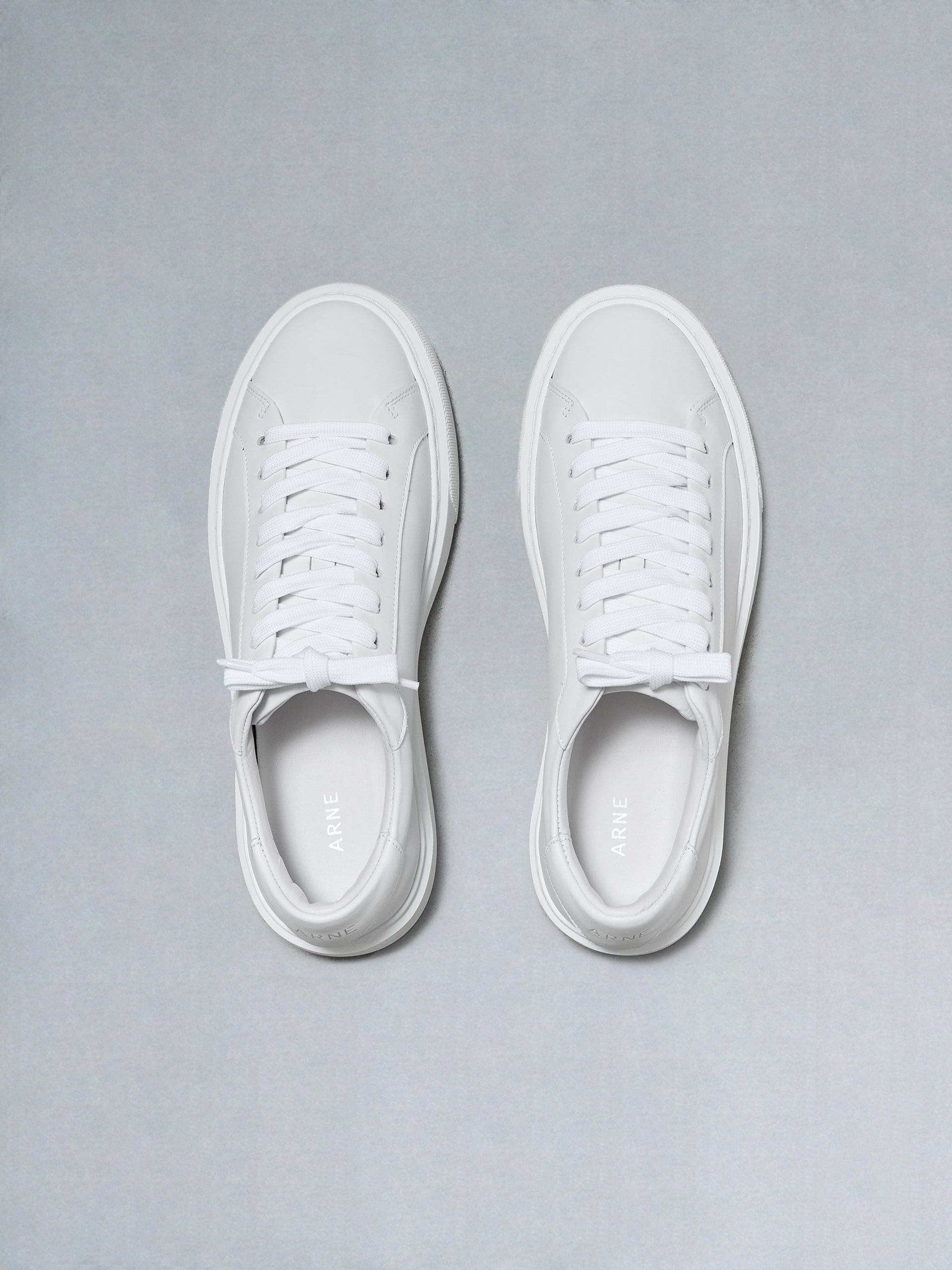 Essential Leather Trainer in White