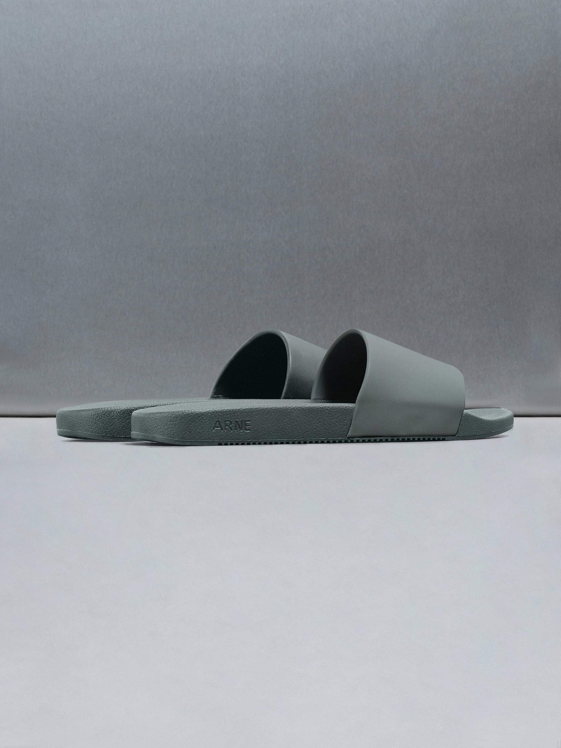 Essential Slides in Olive