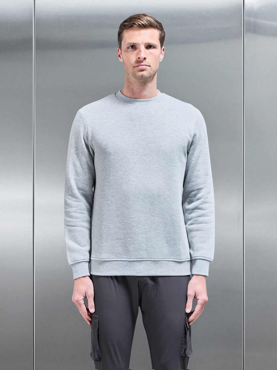 Essential Sweatshirt in Marl Grey