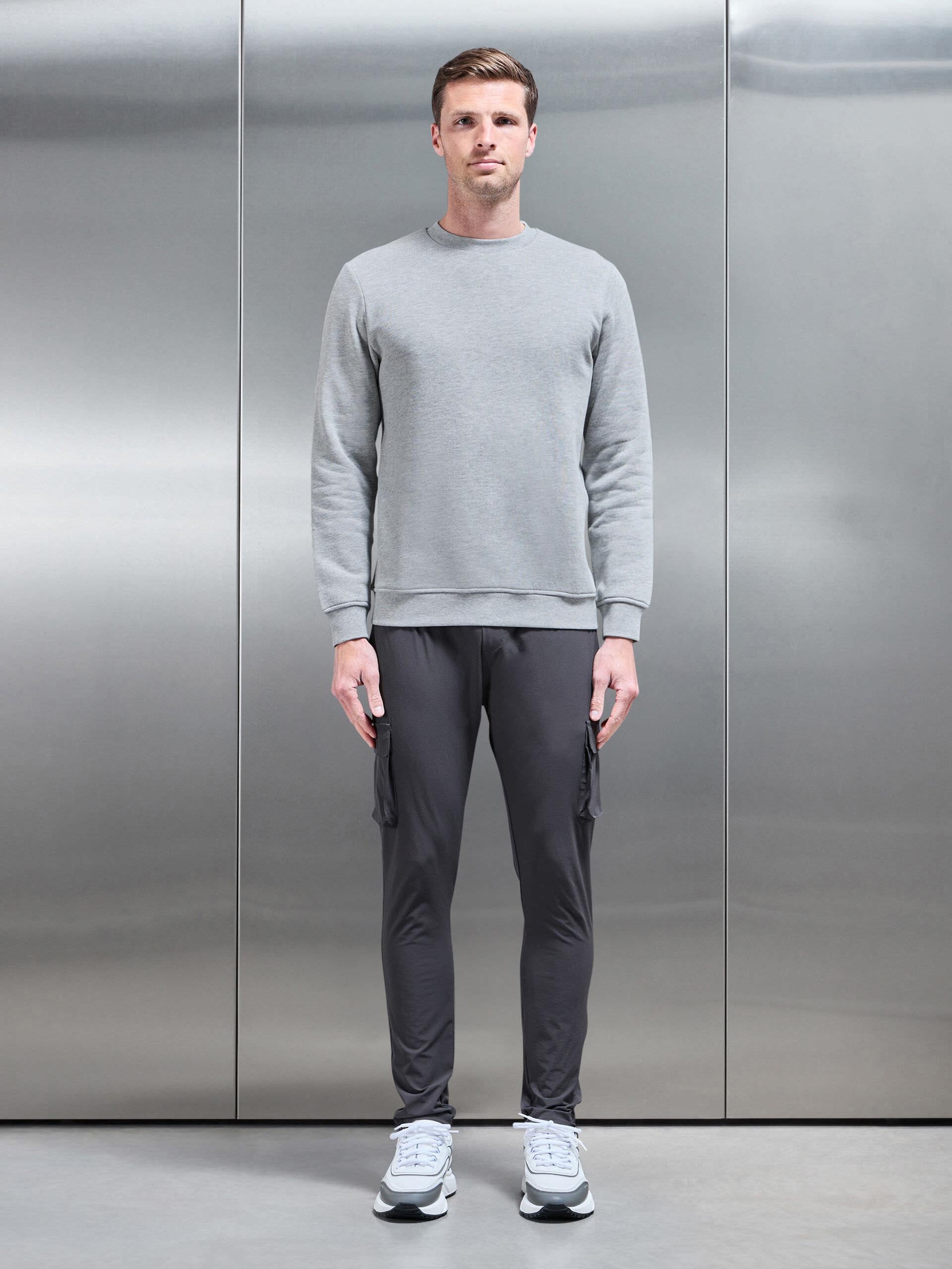 Essential Sweatshirt in Marl Grey