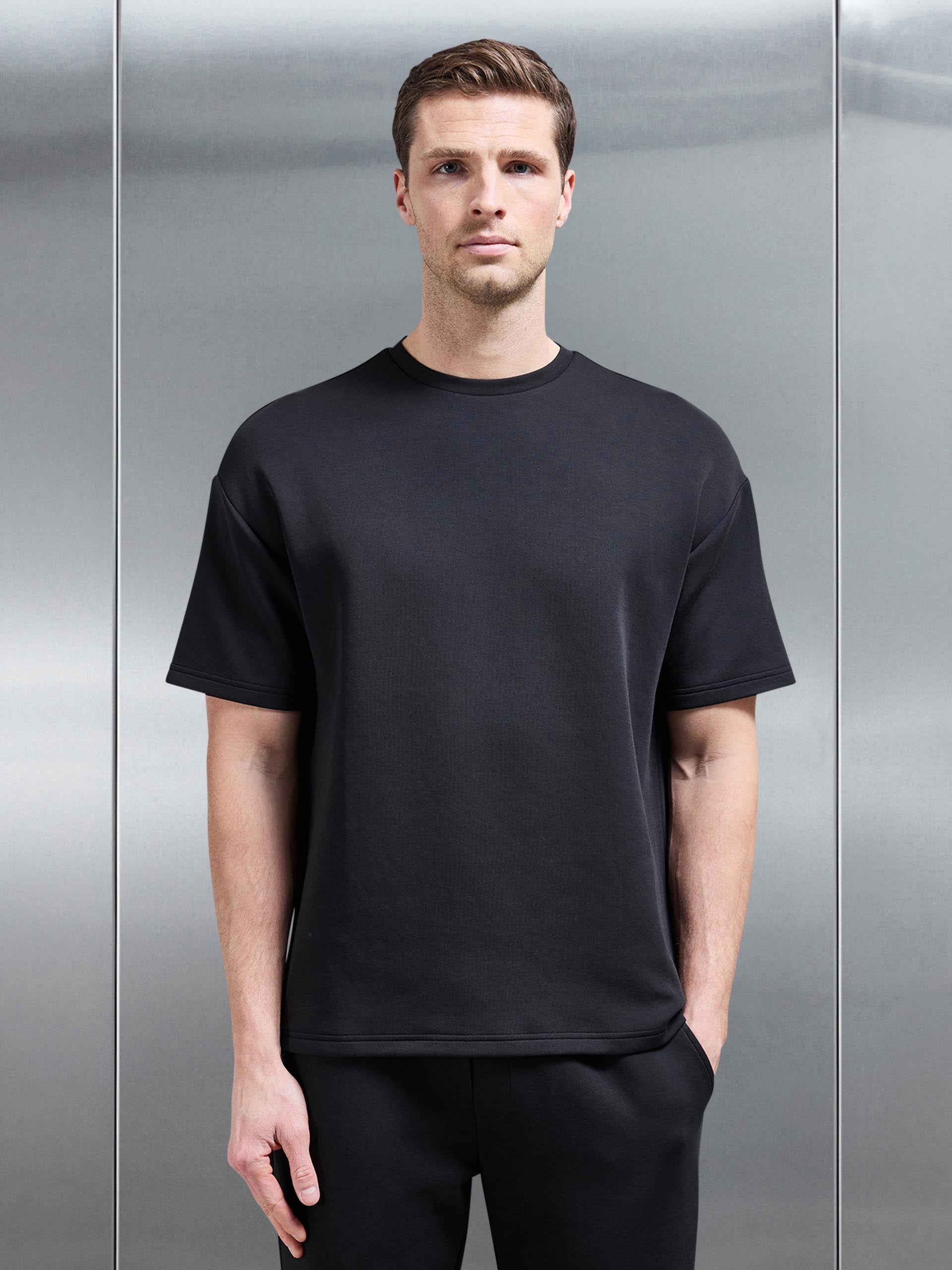 Everyday Luxe Relaxed T-Shirt in Black
