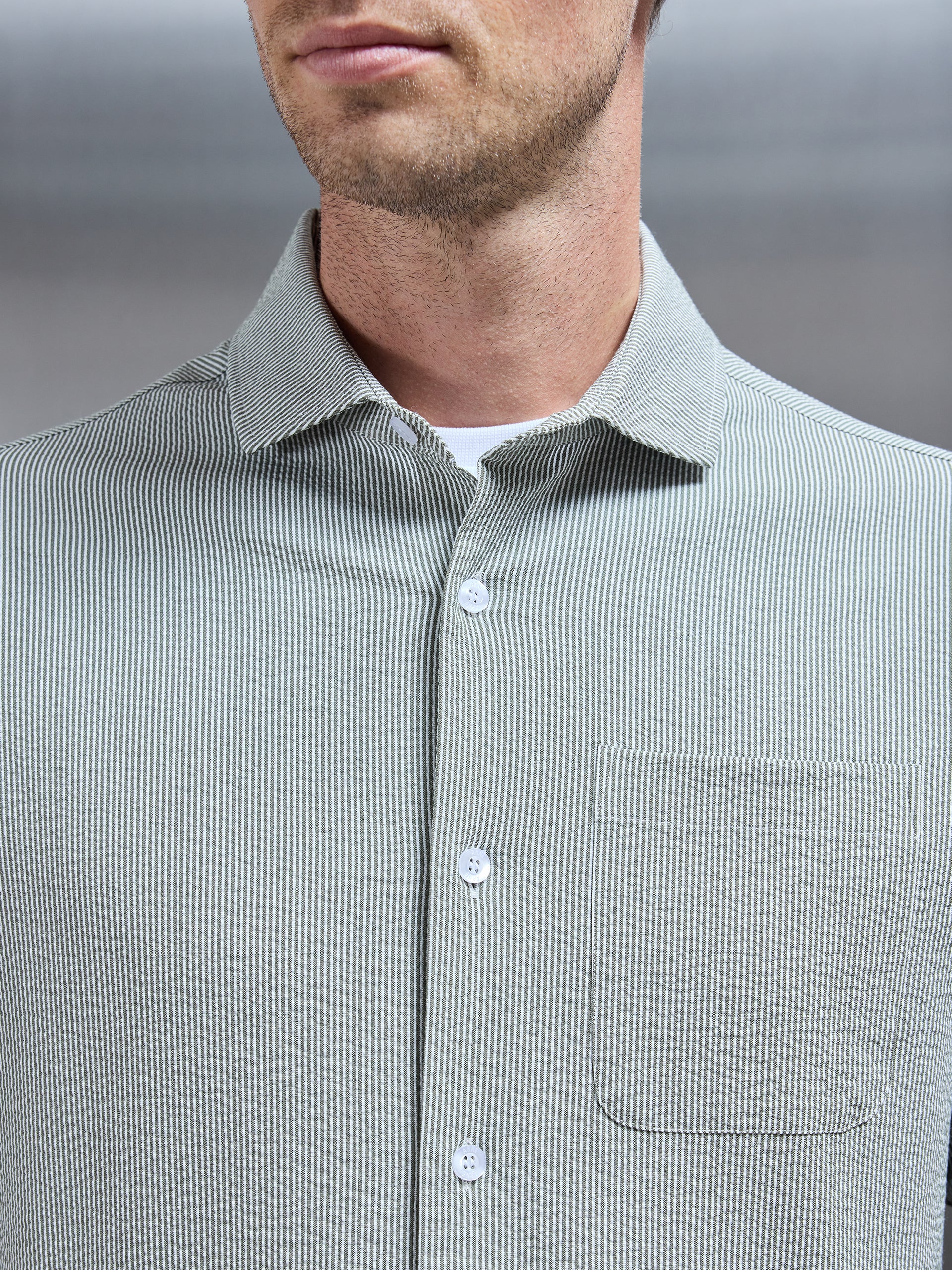 Fine Stripe Long Sleeve Cutaway Collar Shirt in Sage