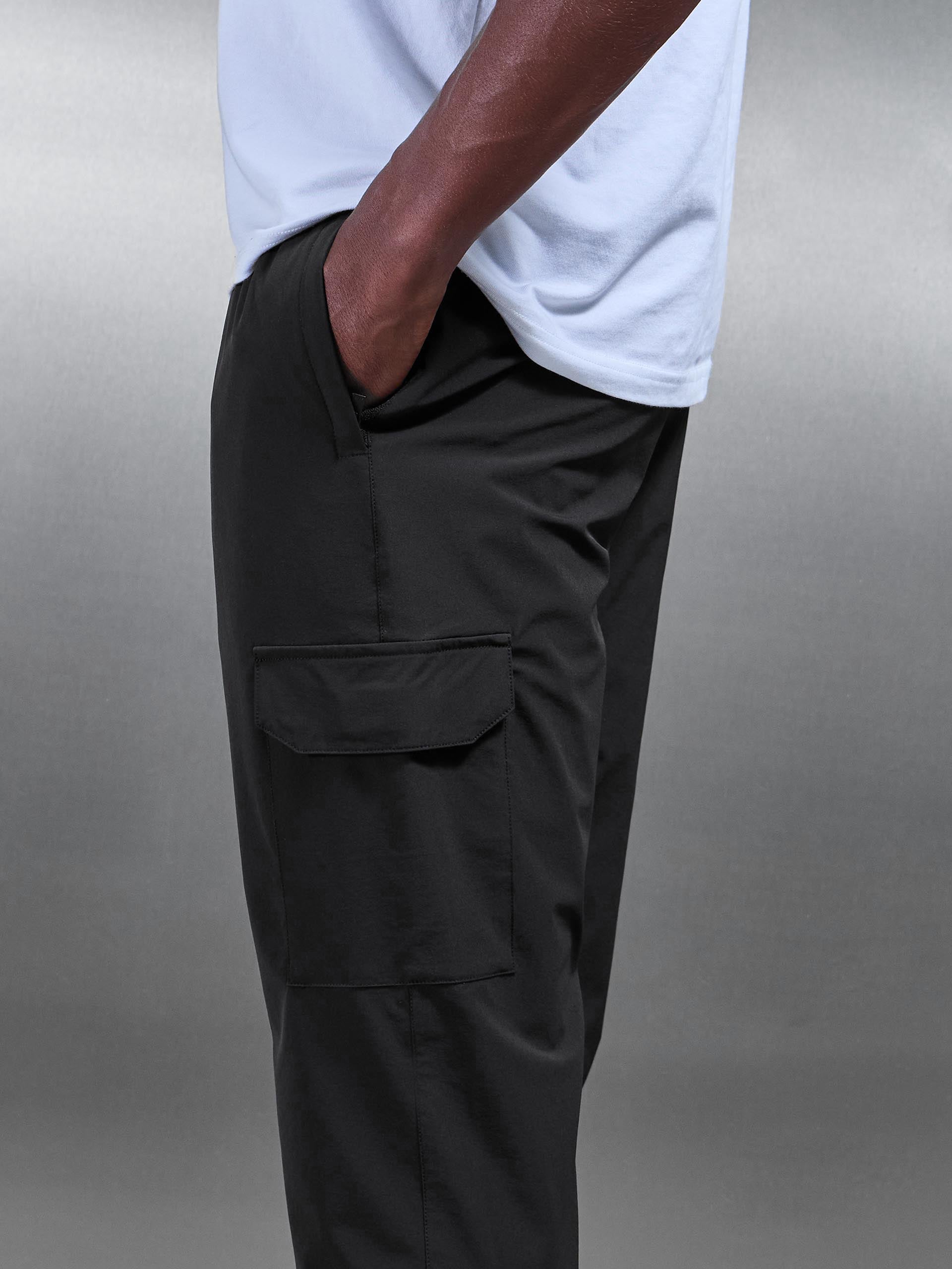 Flat Pocket Cargo Pant in Black