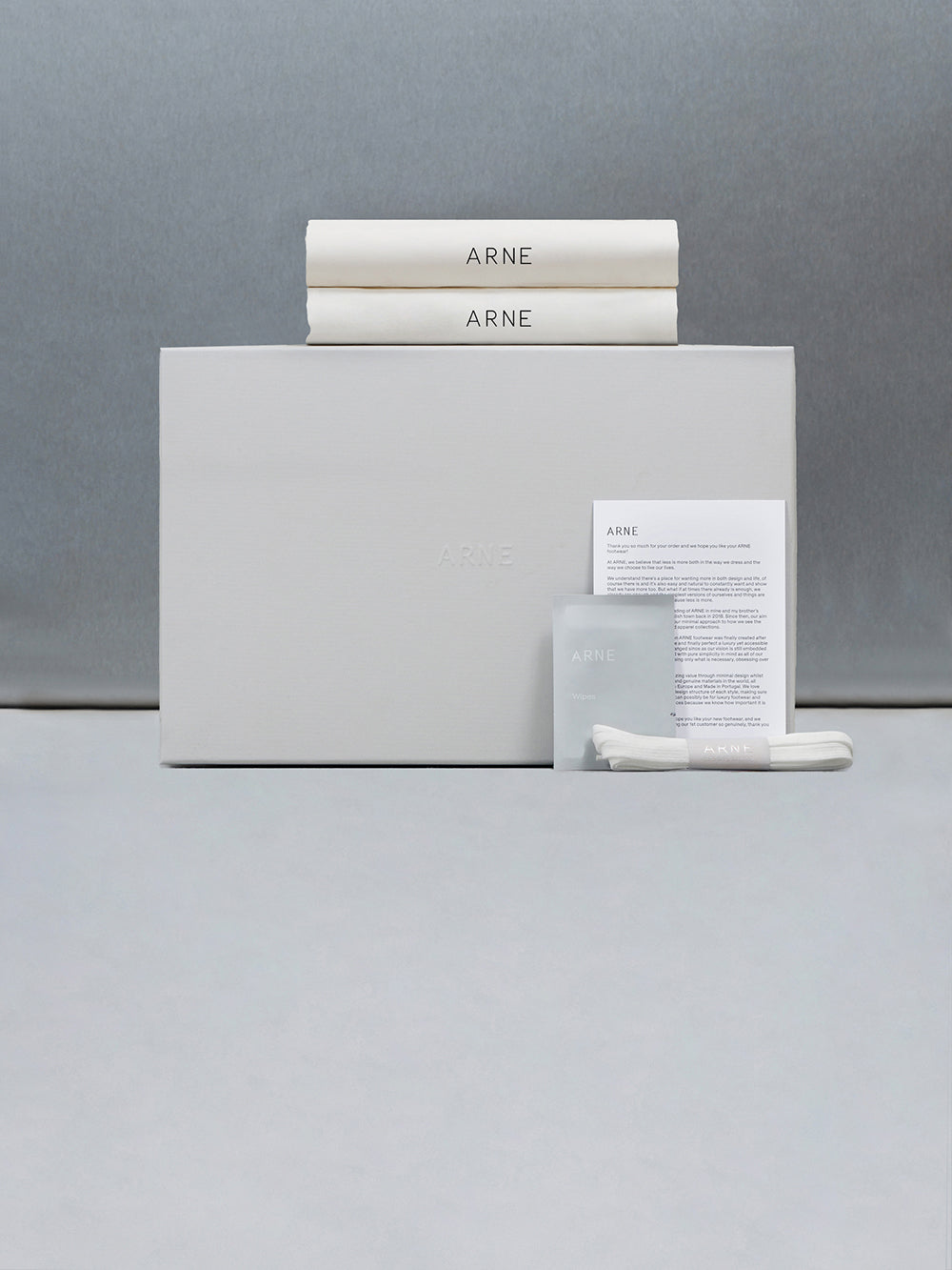 Classic Court Trainer in Charcoal Gum