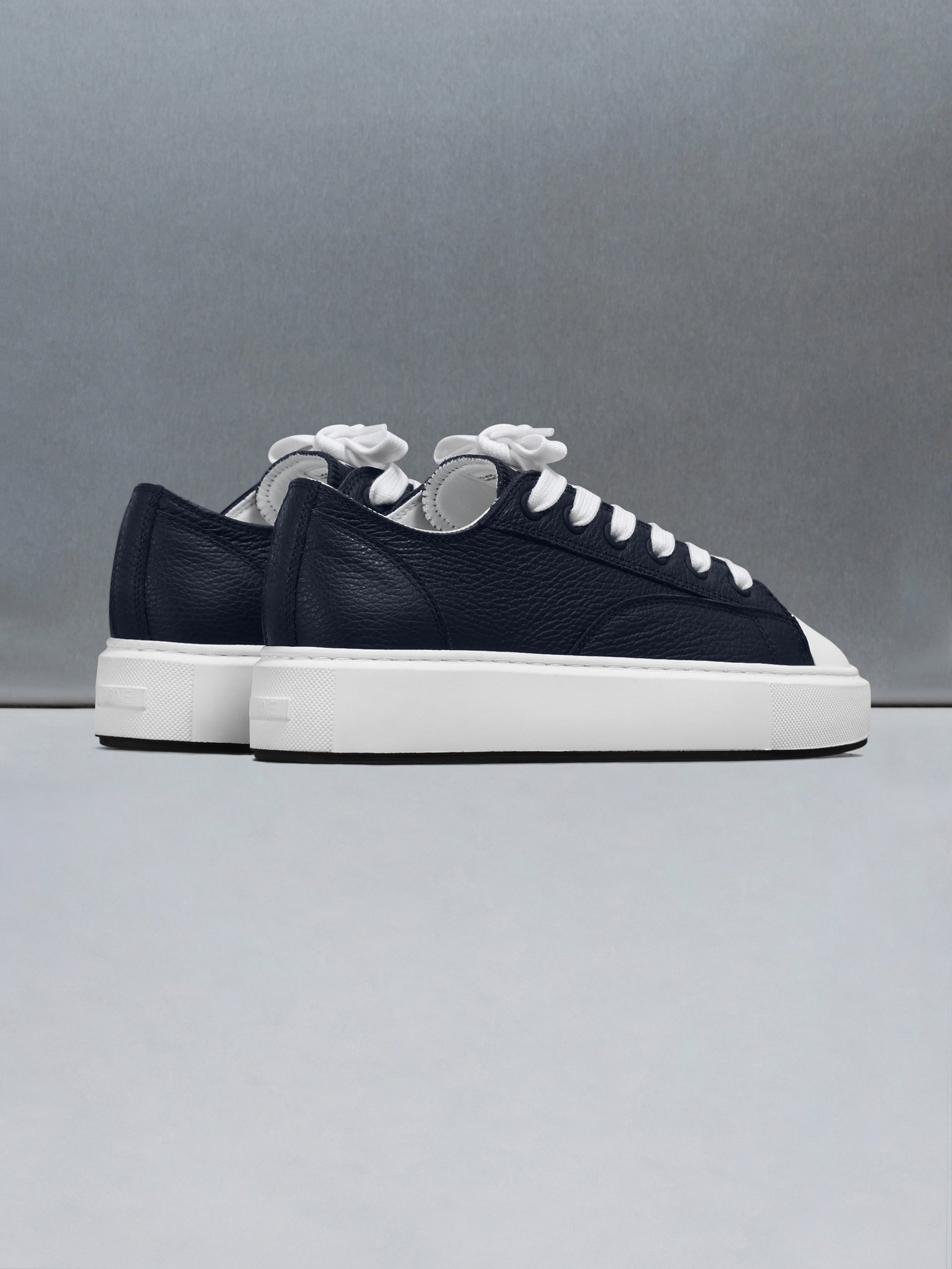 Homerun Tumbled Leather in Navy