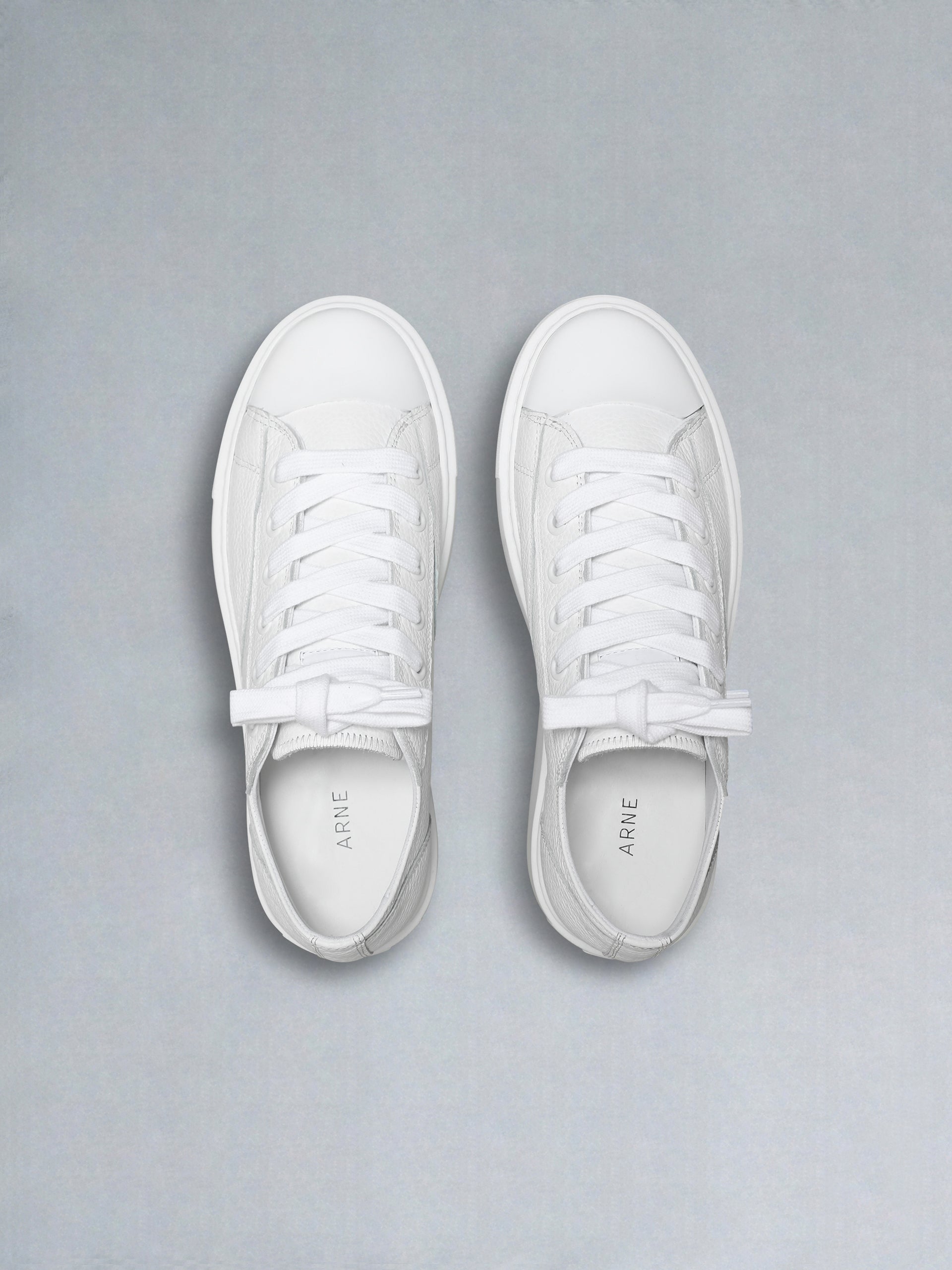 Homerun Tumbled Leather in White