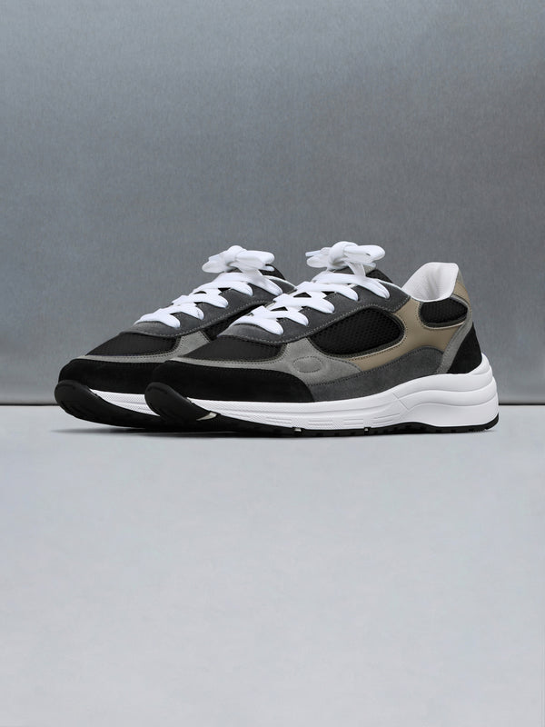 Apollo Runner in Black Safari